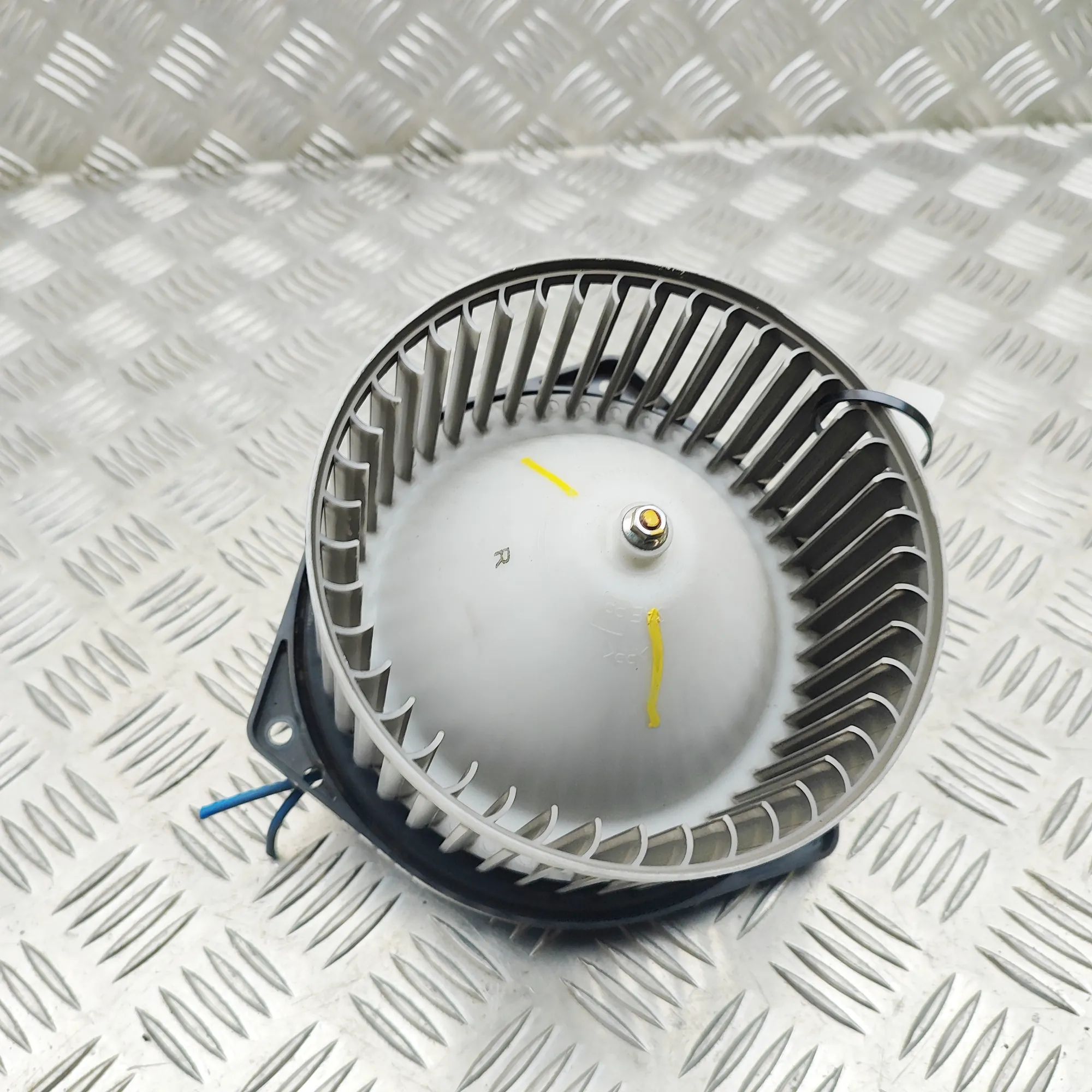 Isuzu D-Max Heater Blower Fan Heater Blower Fan — ISUZU D-MAX (II TFR, TFS) (...