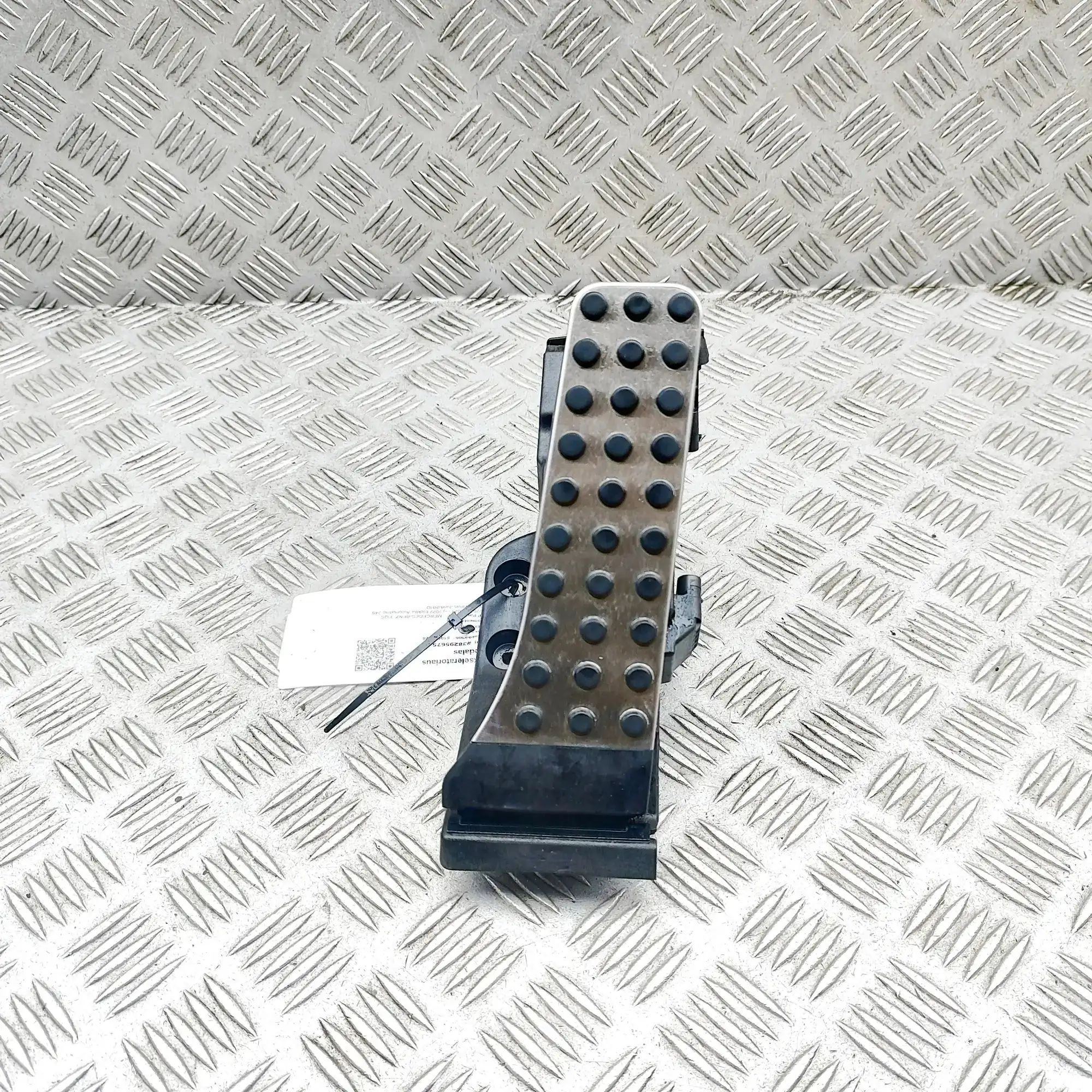 Mercedes-Benz EQS (V297 / X296) Throttle Pedal Throttle Pedal — MERCEDES BENZ EQS (V297) (2021...