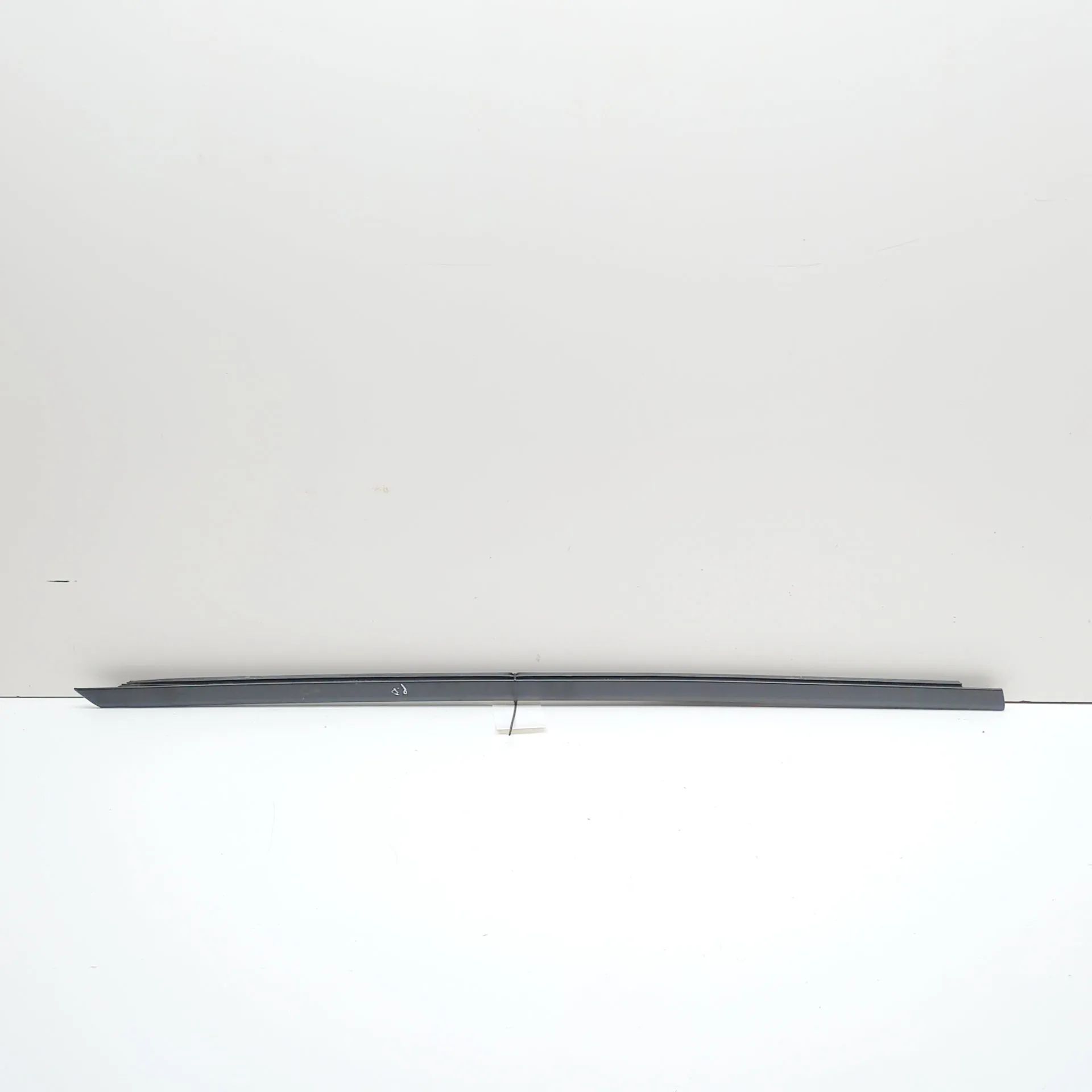 Porsche Panamera Door window moulding — front — right Door window moulding — front — right — PORSCHE ...