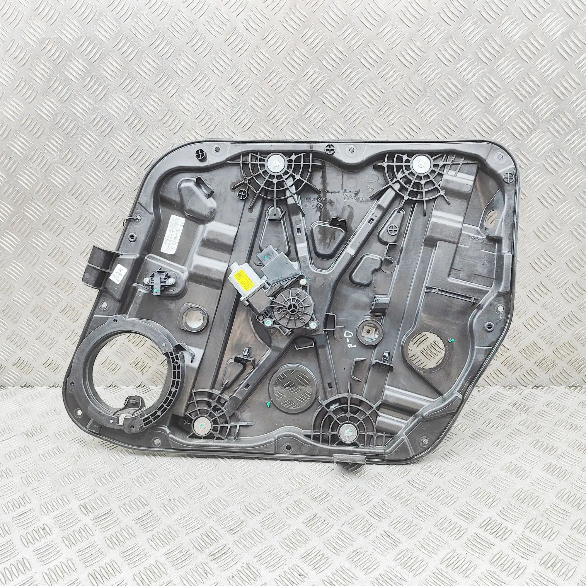 Kia Soul Front Right Door Window Regulator Front Right Door Window Regulator — KIA SOUL (I...