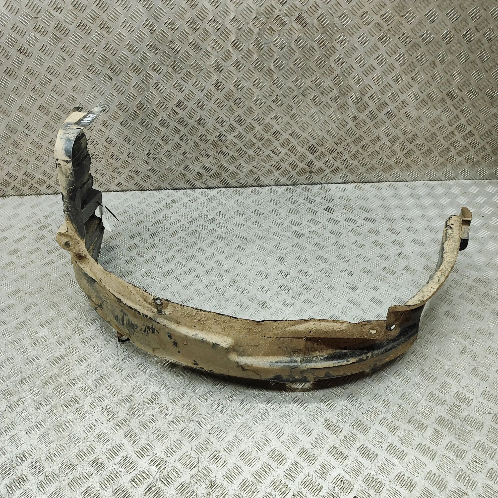 Isuzu D-Max Front Left Arch Liner Front Left Arch Liner — ISUZU D-MAX (II TFR, TF...