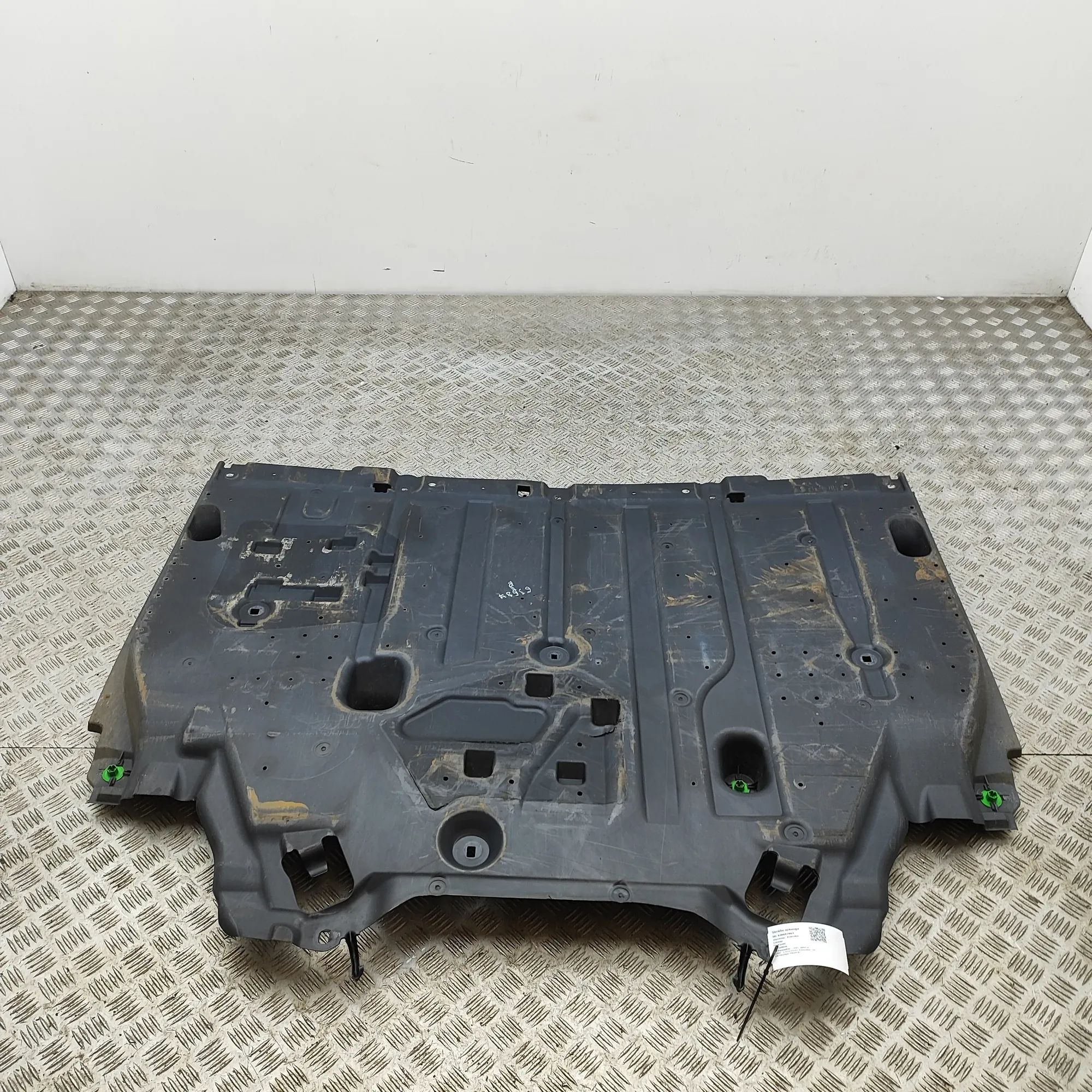 Opel Mokka (B) Engine cover Engine cover — OPEL MOKKA (2020-...) — 98470605...