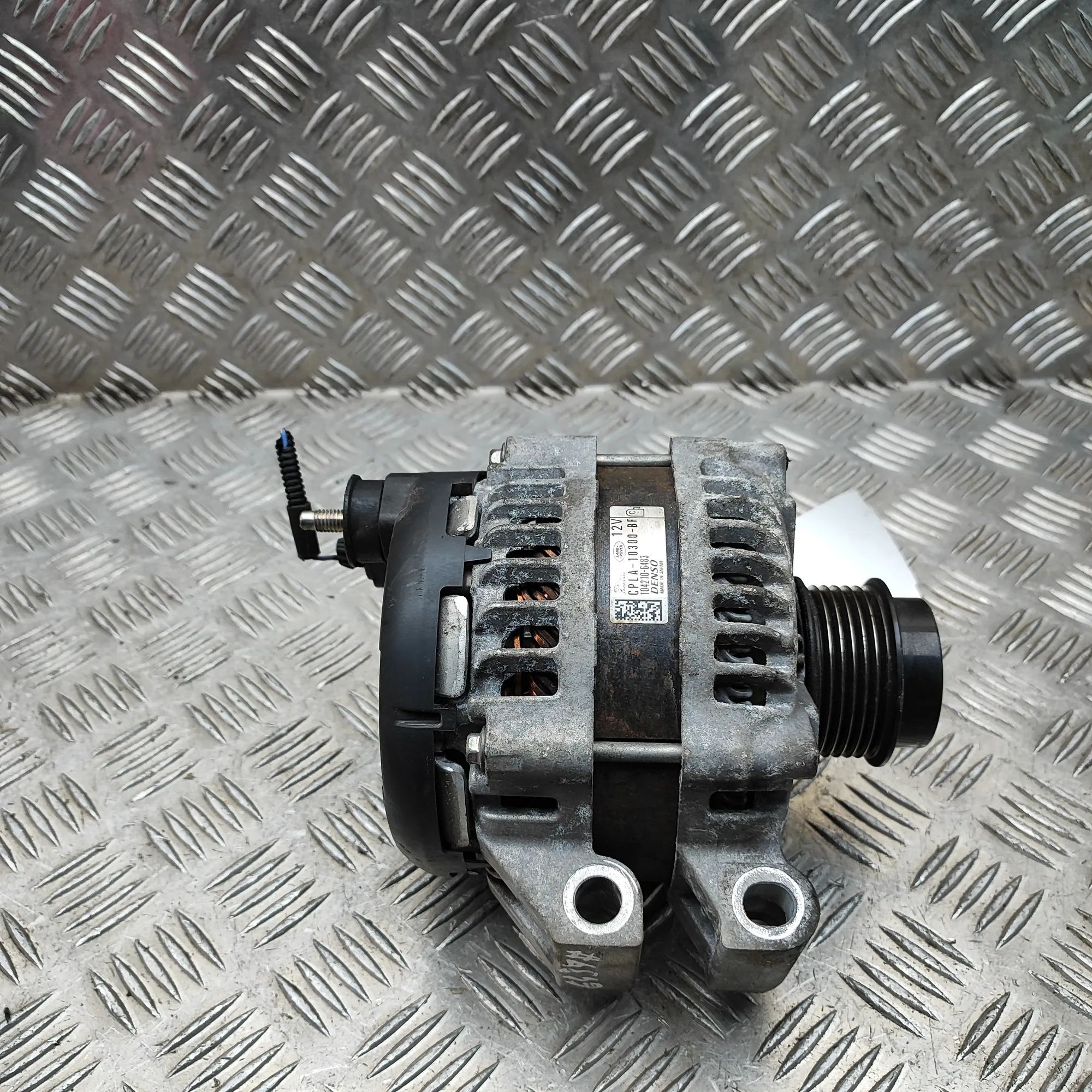 Land Rover Range Rover Sport (L494) Alternator Alternator — LAND ROVER RANGE ROVER SPORT (II L...