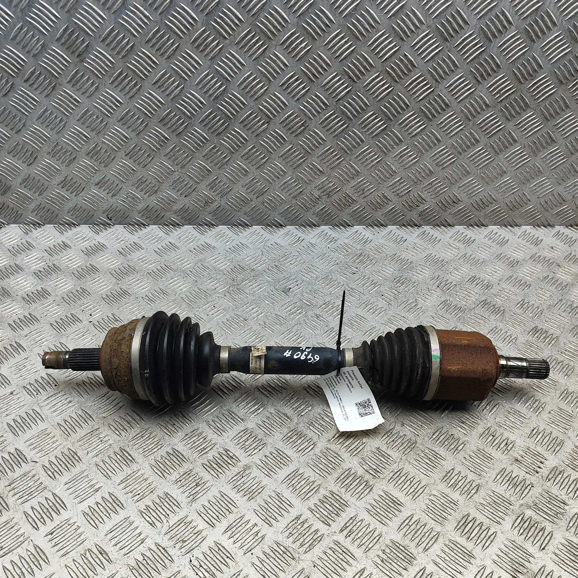 Alfa-Romeo Giulietta (940) Front Left Driveshaft