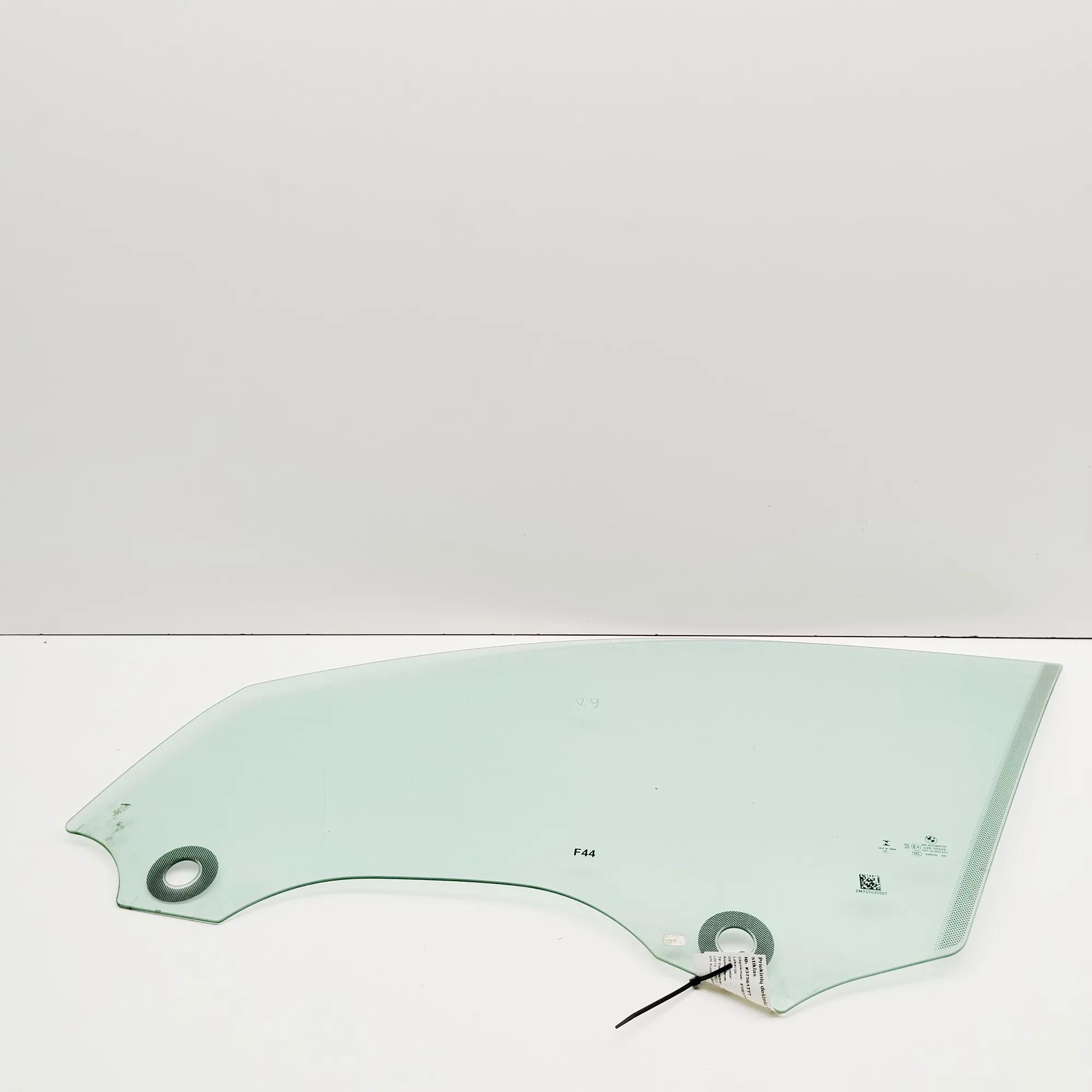 BMW 2 (F44) Front Left Door Window Front Left Door Window — BMW 2 SERIES (Gran Cou...