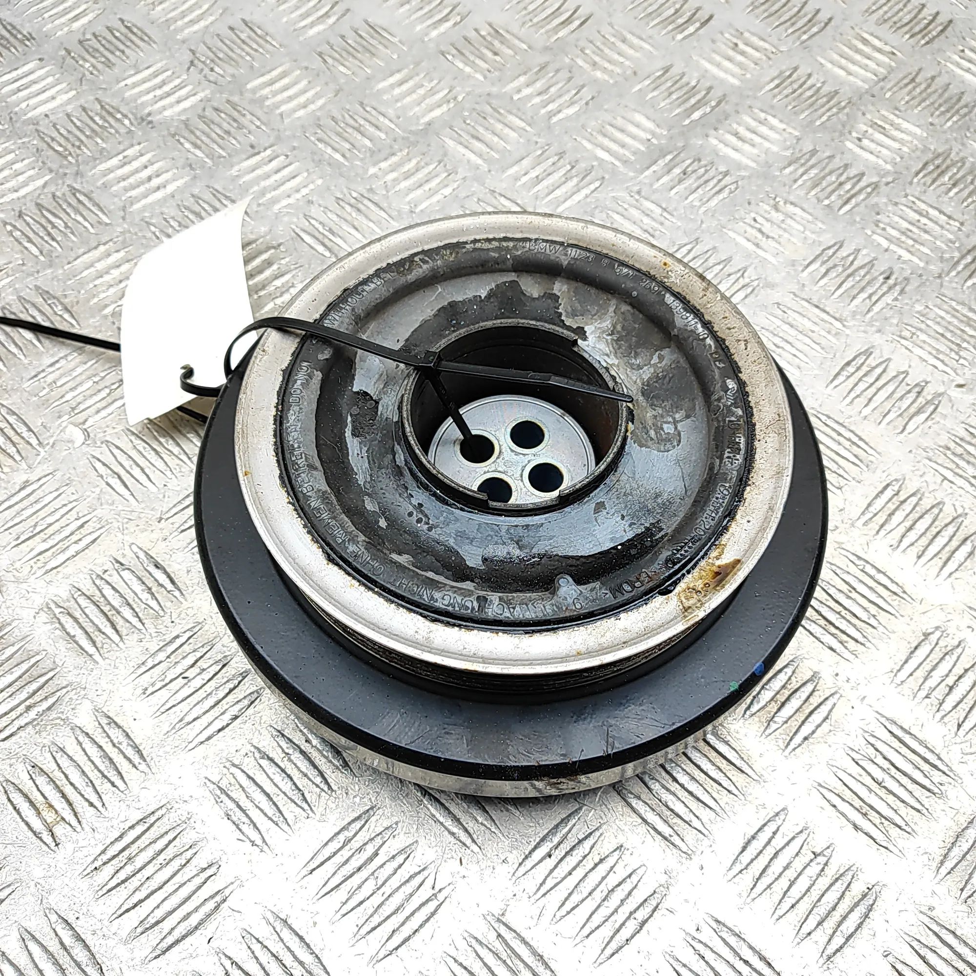 BMW X5 (G05) Шкив коленчатого вала Crankshaft pulley — BMW X5 (G05) (2018-...) — 8...