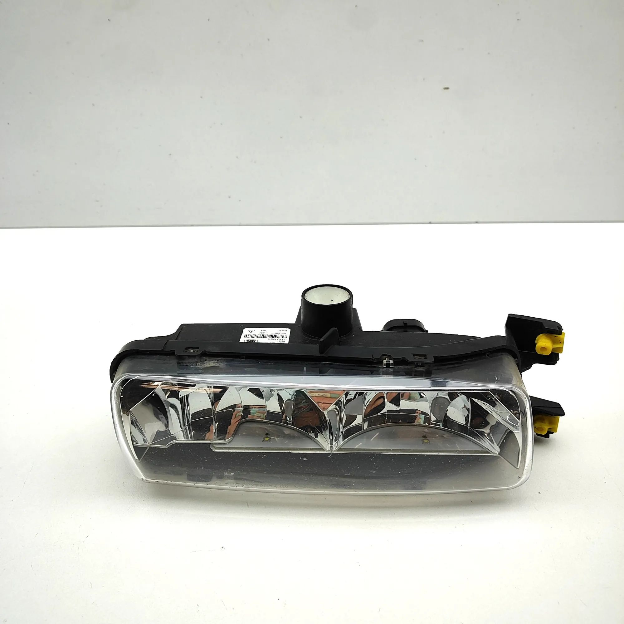 Land Rover Range Rover Sport (L494) Front Right Fog Light Front Right Fog Light — LAND ROVER RANGE ROVER ...