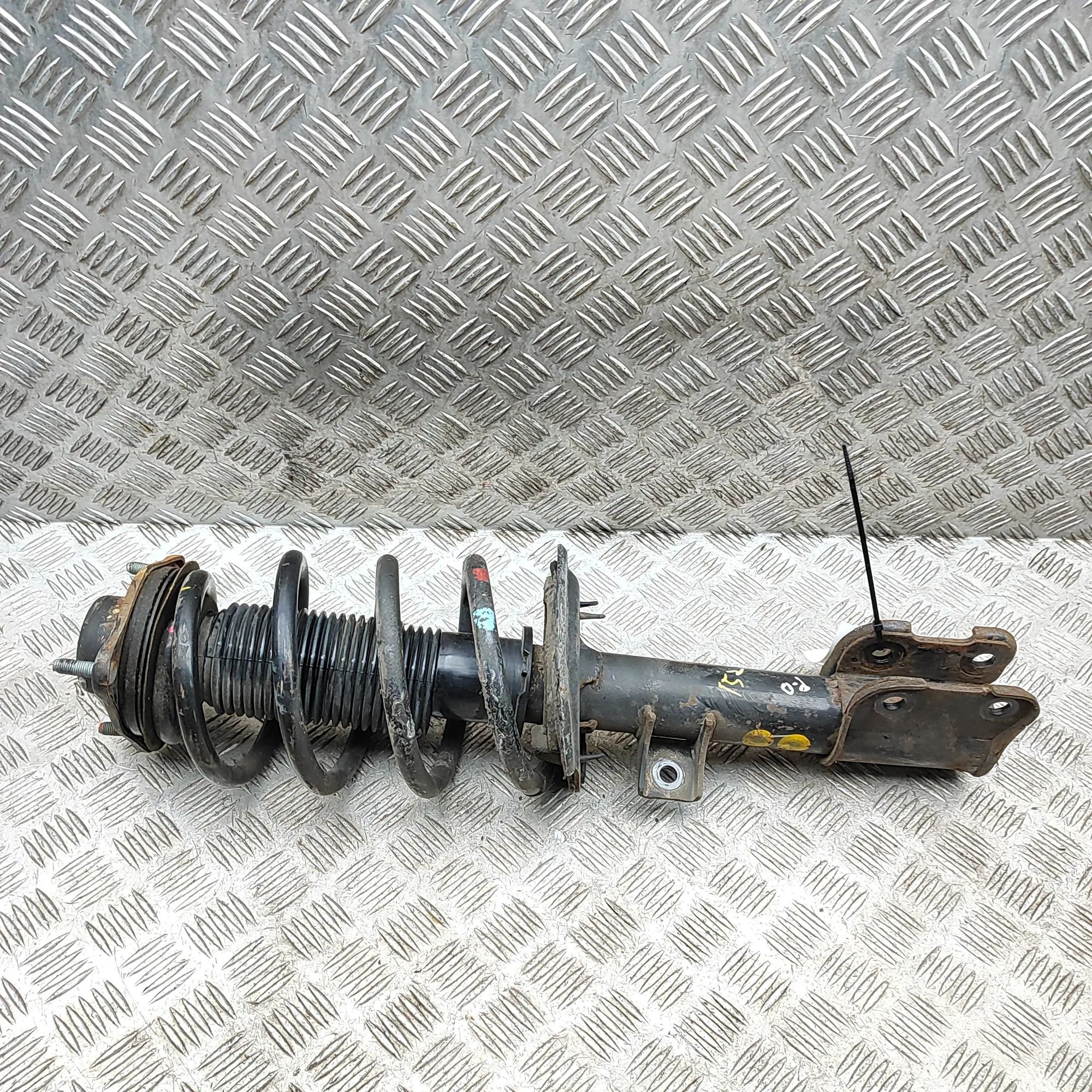 Hyundai Santa Fe Shock absorber — front right Shock absorber — front right — HYUNDAI SANTA (F...