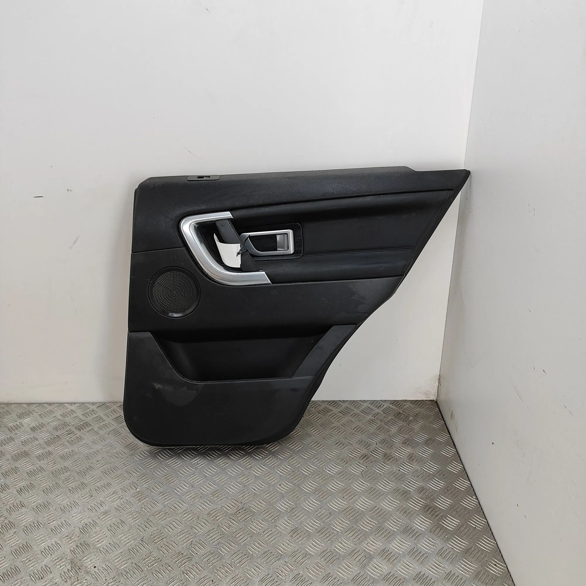 Land Rover Discovery Sport Rear Right Door Panel Rear Right Door Panel — LAND ROVER DISCOVERY SP...