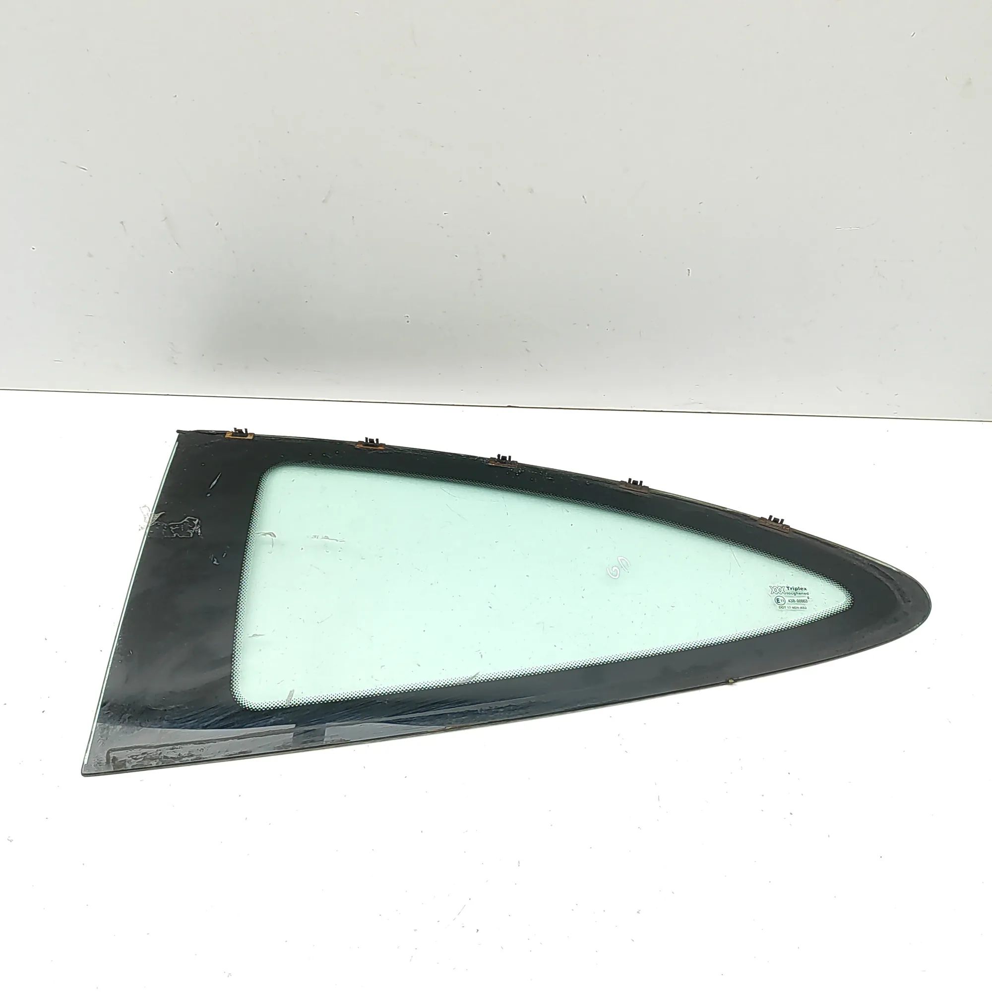 Jaguar XK Rear Left Quarter Window Rear Left Quarter Window — JAGUAR XK (8 Coupe X...