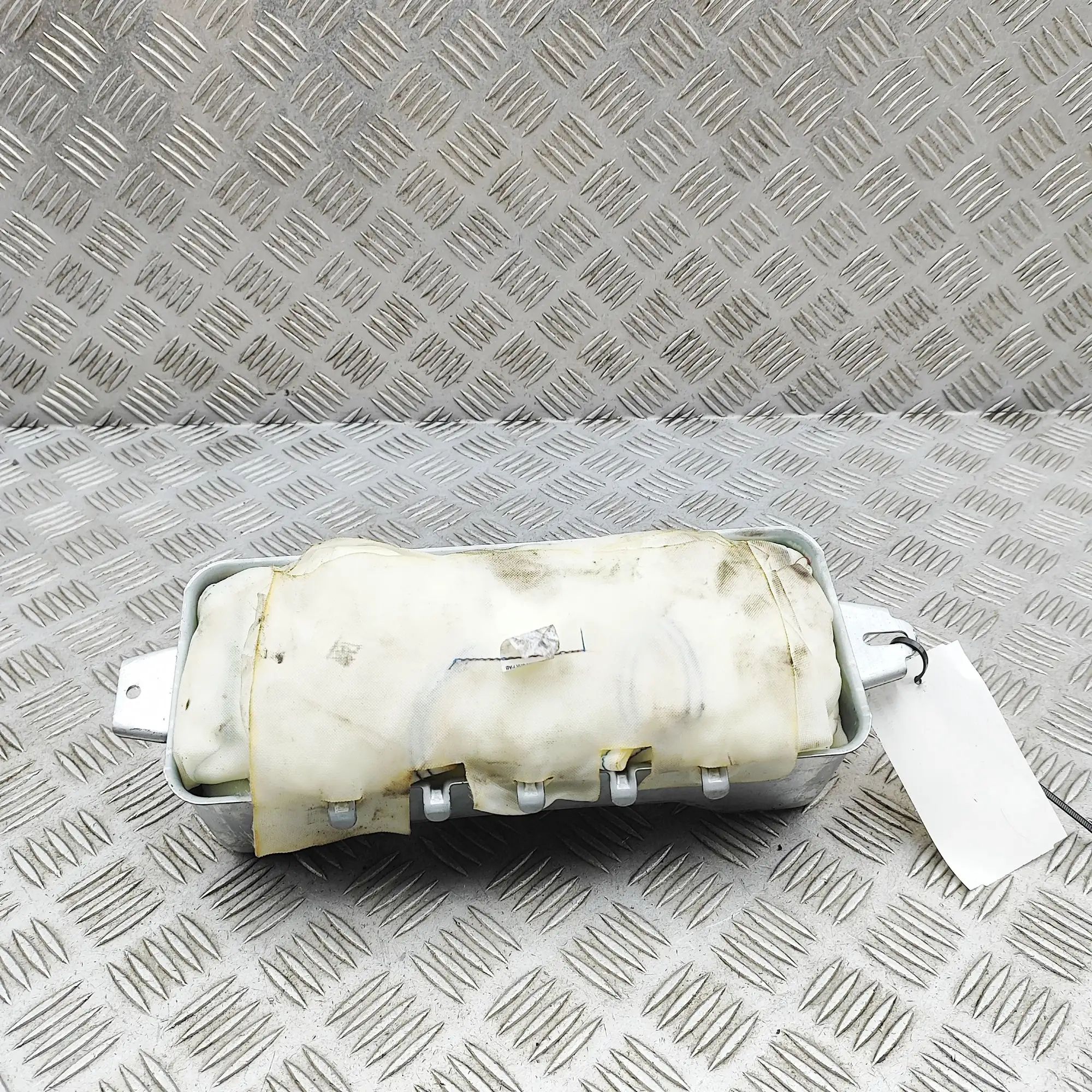 Jeep Grand Cherokee (WK) Dashboard Safety Bag SRS Dashboard Safety Bag SRS — JEEP GRAND CHEROKEE ...