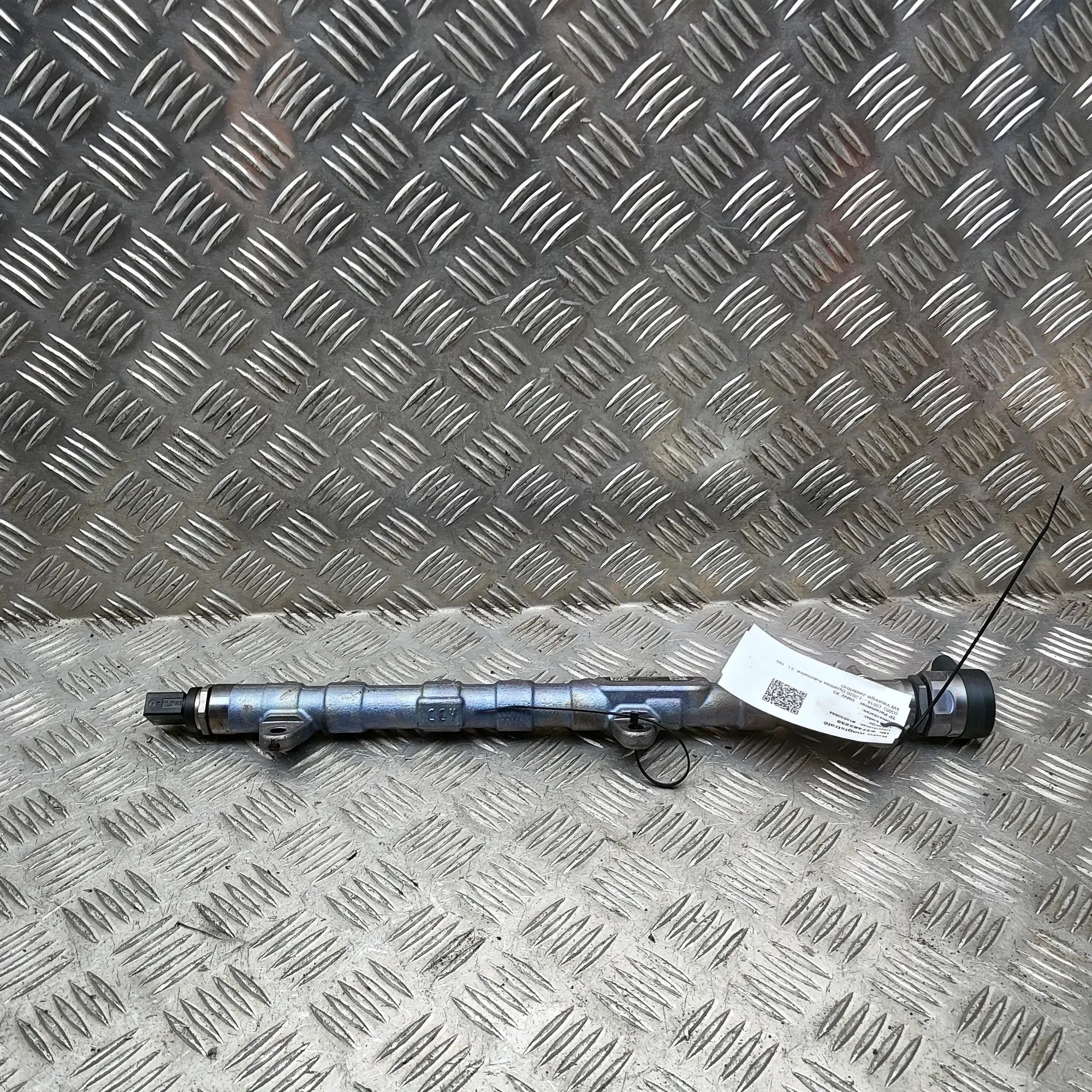 BMW X5 (G05) Fuel Rail Fuel rail — BMW X5 (G05) (2018-...) — 8571569,0...