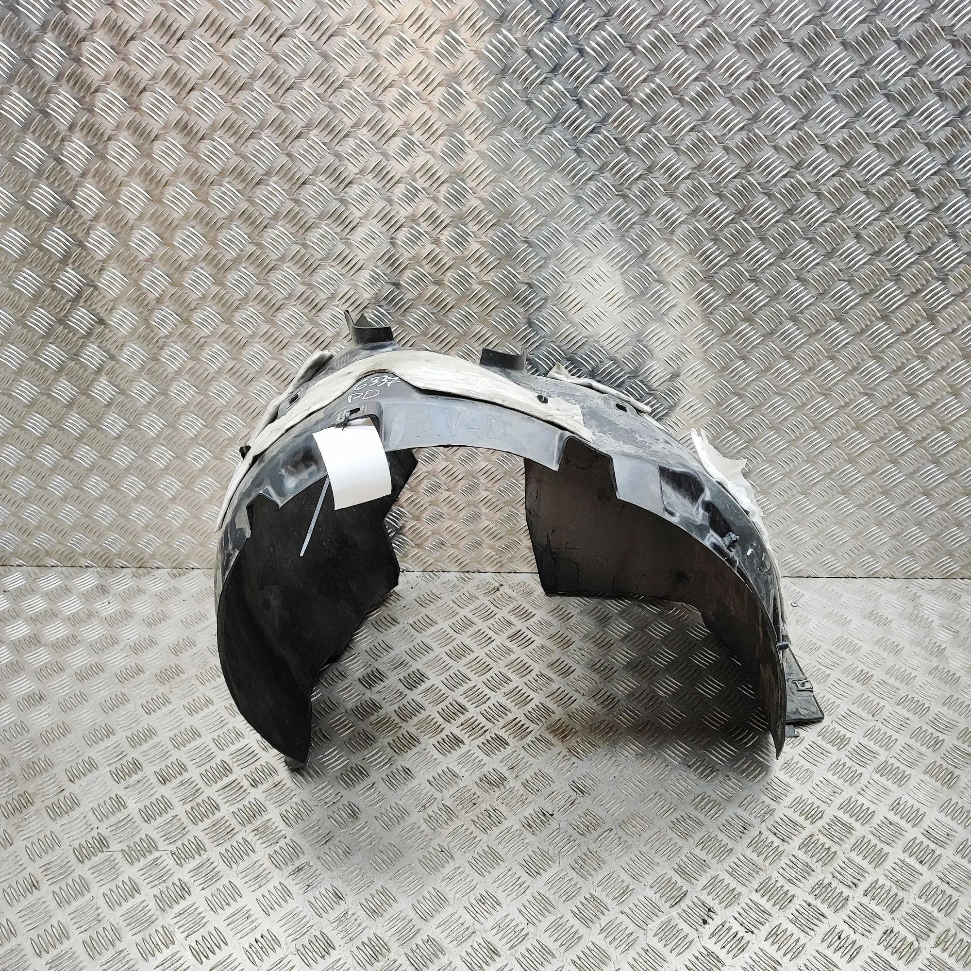 Citroen C4 Front Right Arch Liner Front Right Arch Liner — CITROEN C4 (X BD_, BE_...