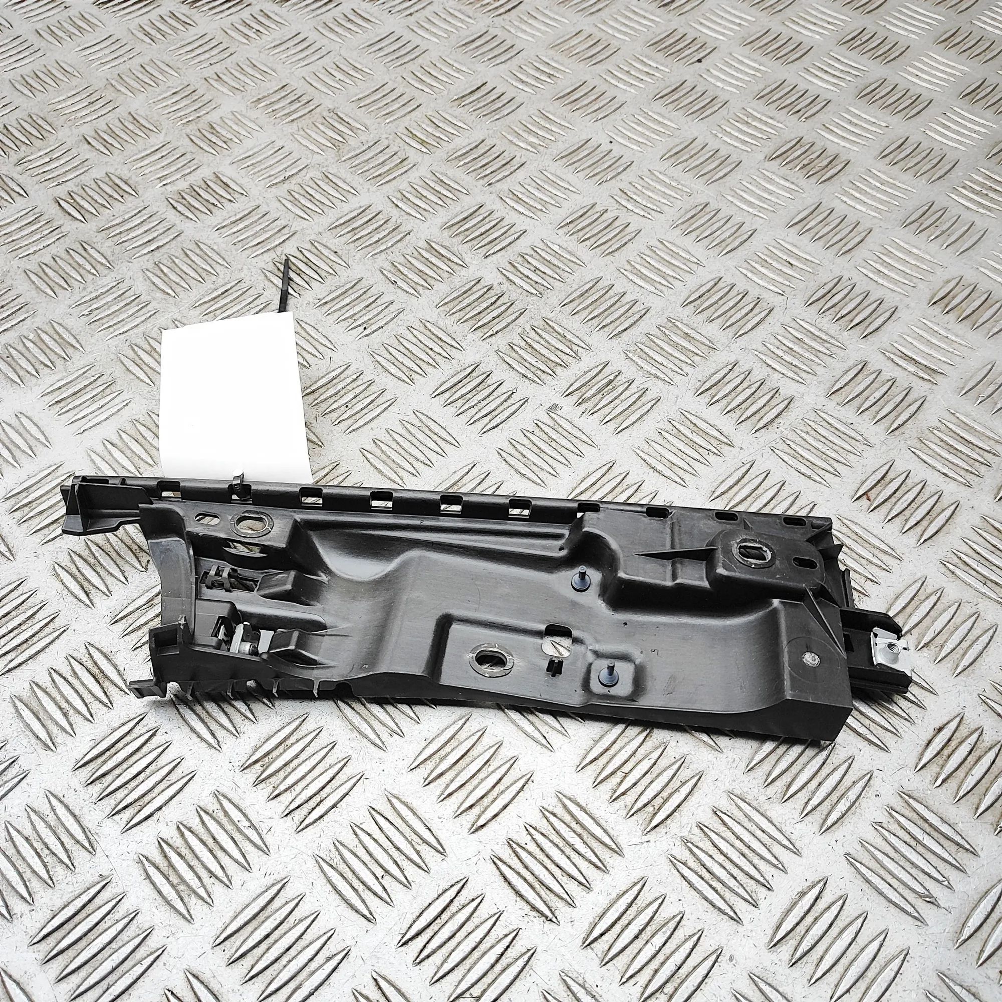 Porsche 911 (992) Bracket Bracket — PORSCHE 911 (992) (2019-...) — 992862...