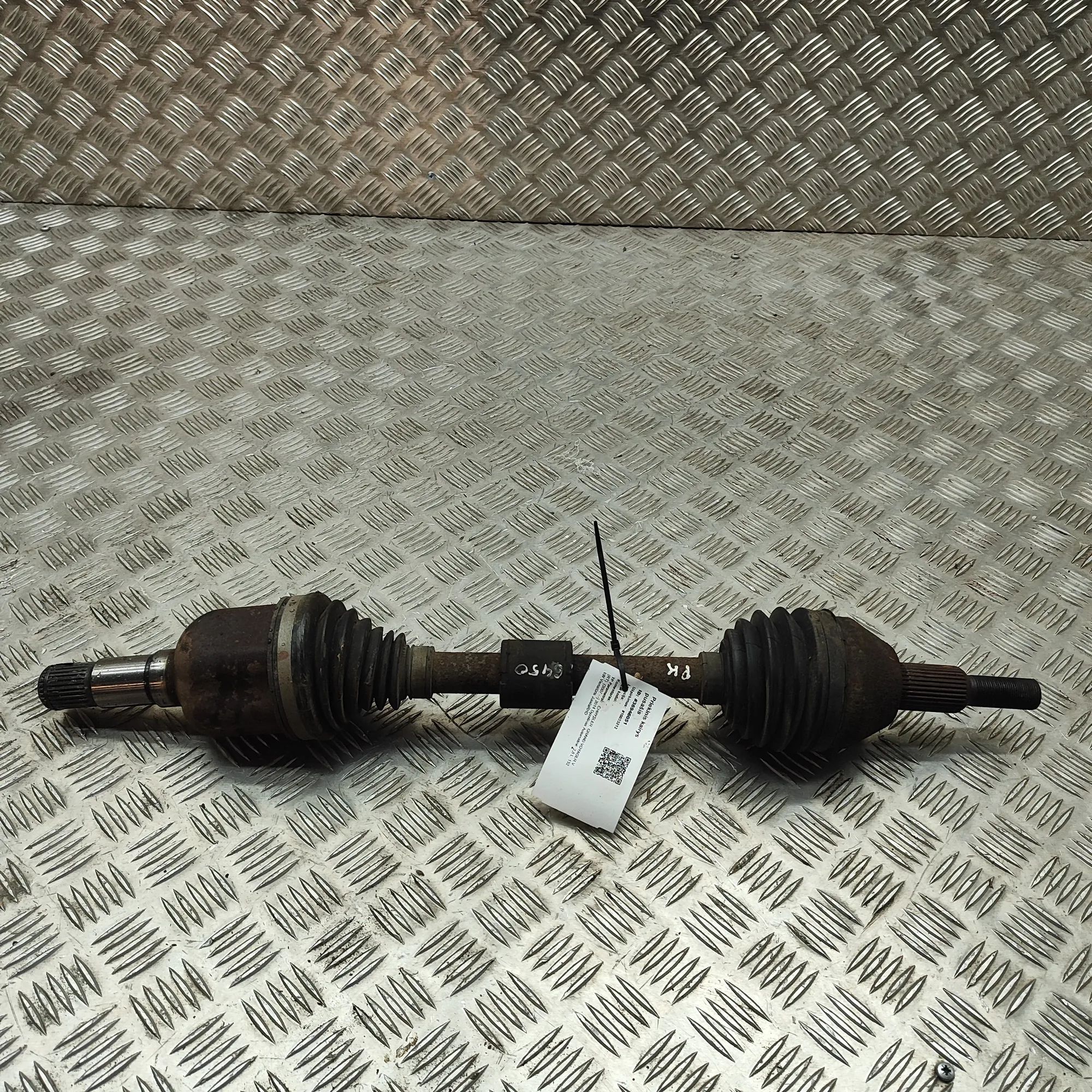 Chrysler Grand Voyager / Town & Country Front Left Driveshaft Front Left Driveshaft — CHRYSLER GRAND (VOYAGER...