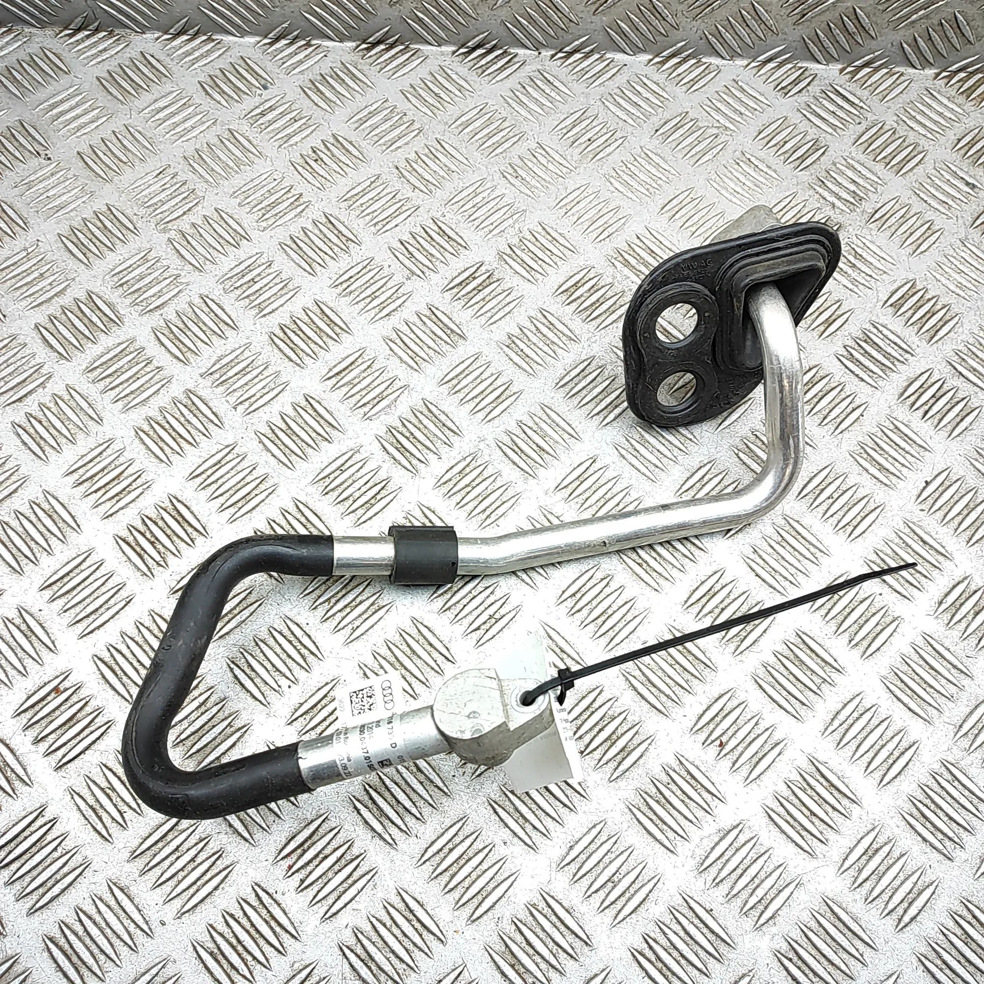 Porsche Cayenne A/C Air Con Hose Pipe A/C Air Con Hose Pipe — PORSCHE CAYENNE (Coupe ...
