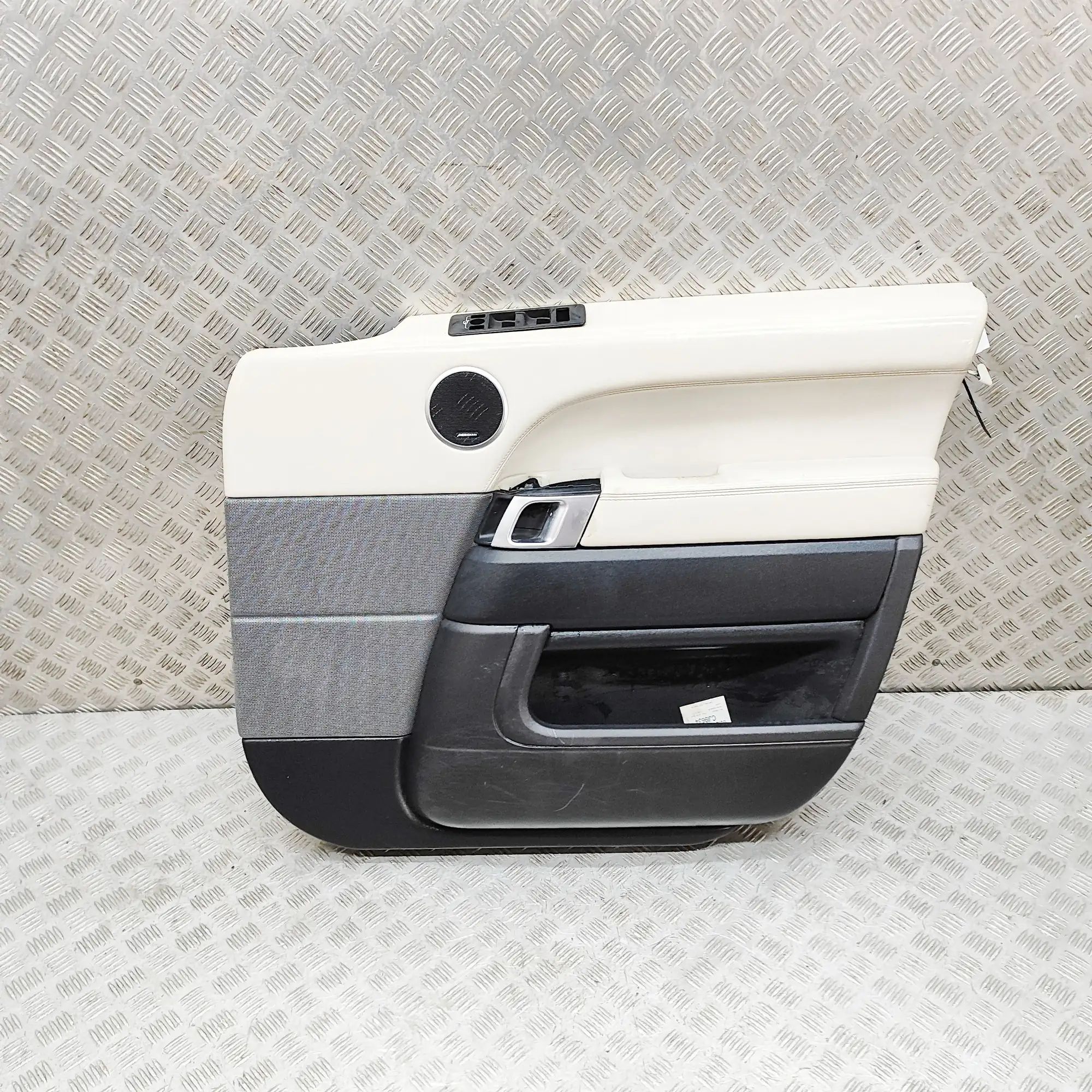Land Rover Range Rover Sport (L494) Front Right Door Panel Front Right Door Panel — LAND ROVER RANGE ROVER...