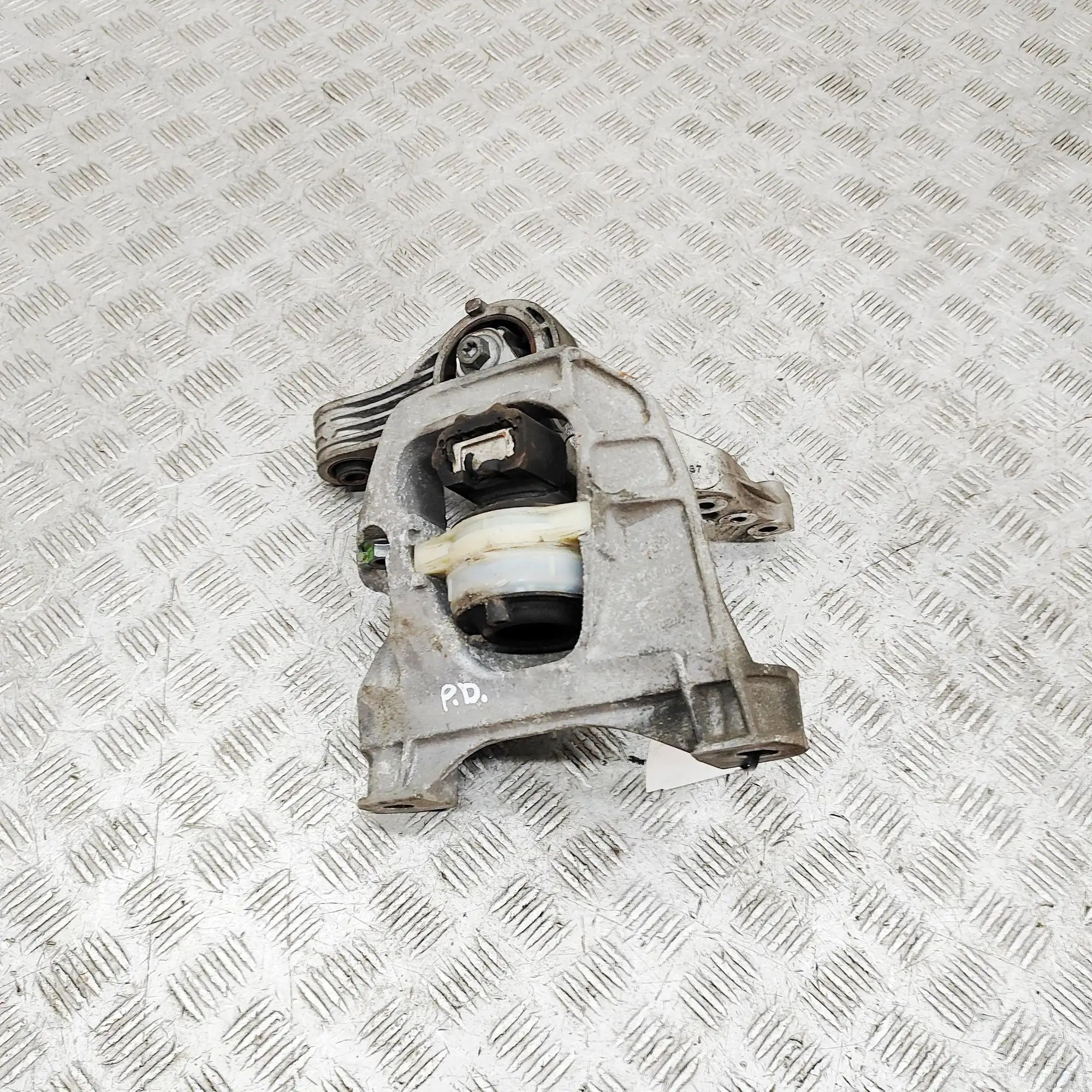 Citroen Jumpy / SpaceTourer Right Side Engine Mount Right Side Engine Mount — CITROEN JUMPY (Van) (...