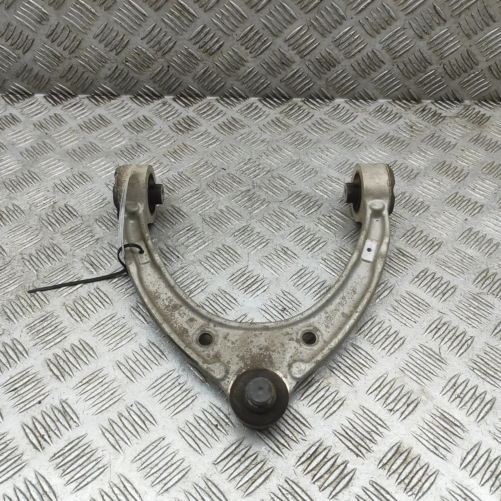 Porsche Taycan Front Left Upper Control Arm Front Left Upper Control Arm — PORSCHE TAYCAN (...