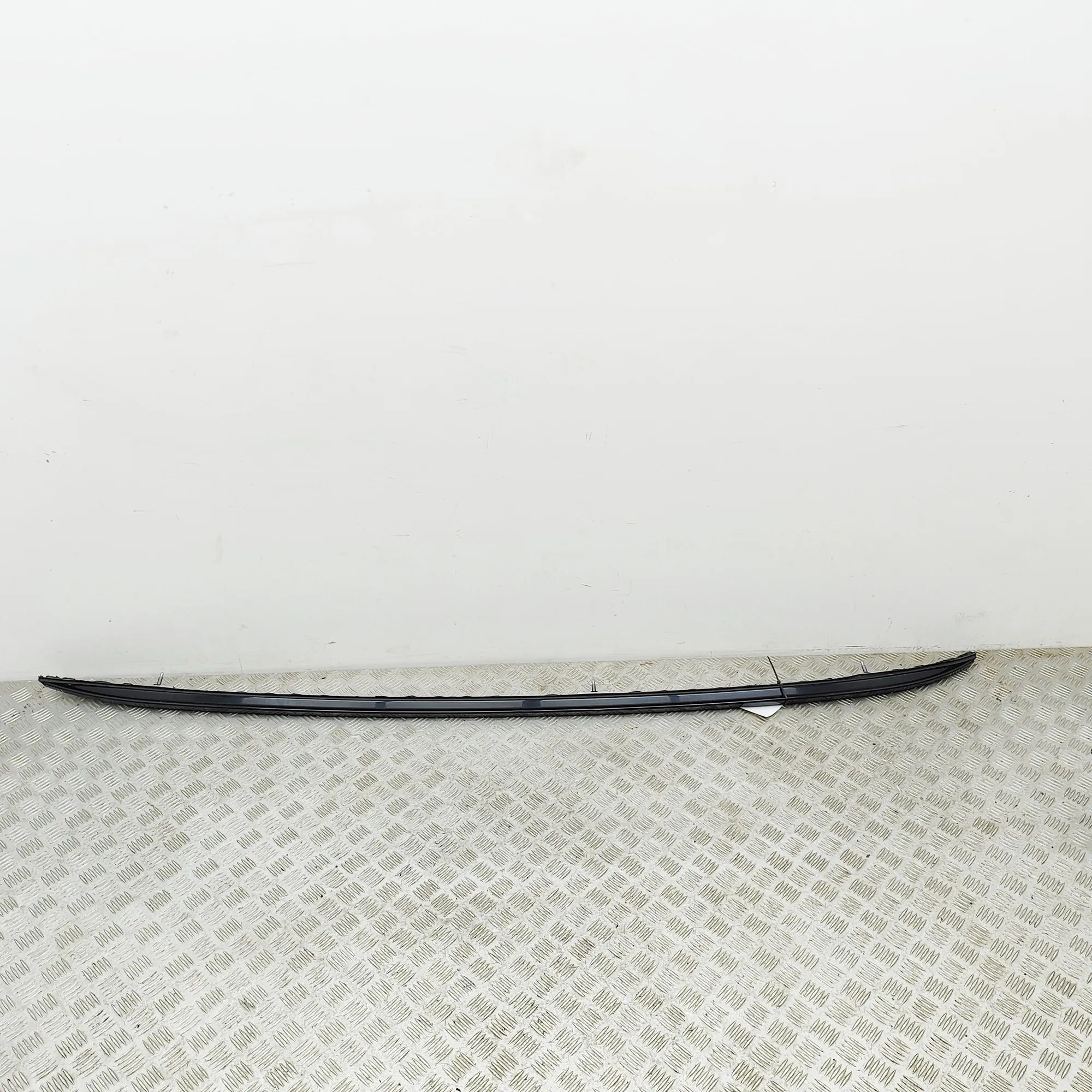 BMW X3 / iX3 (G01) Right Side Roof Rail Right Side Roof Rail — BMW IX3 (G08) (2020-...)...