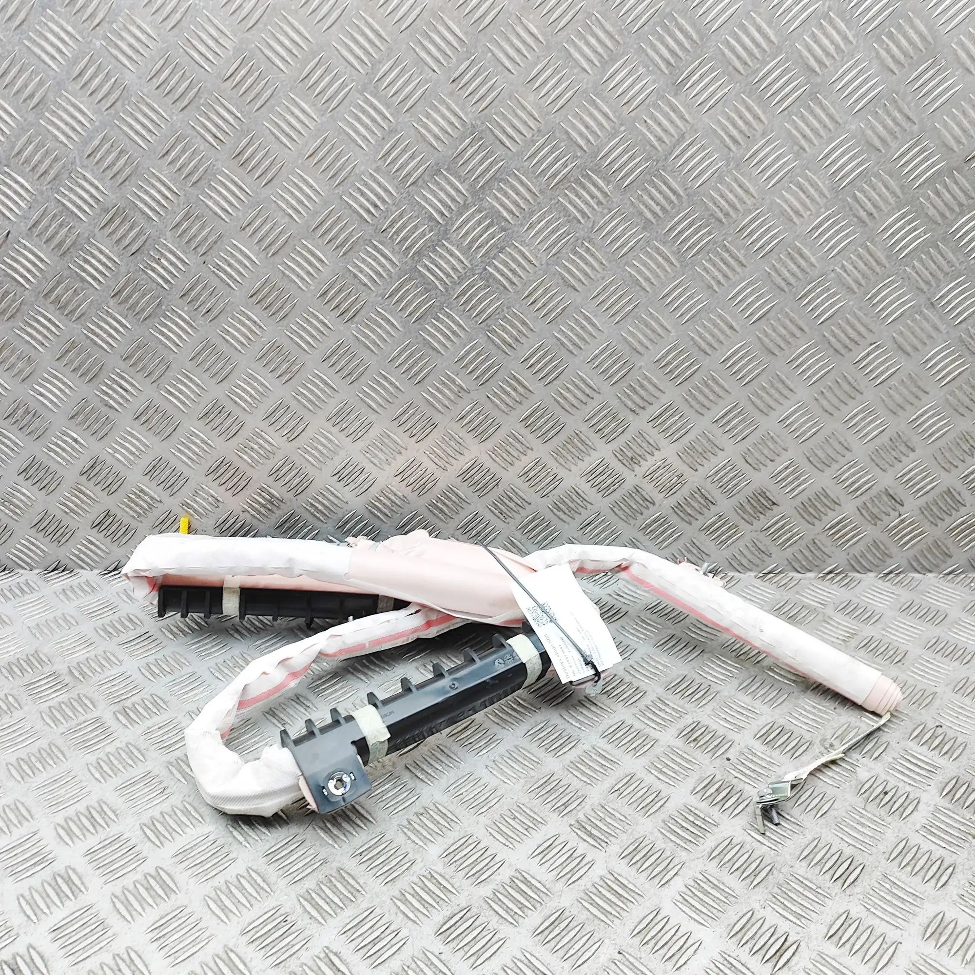 Kia Niro Right Side Roof Safety Curtain SRS Right Side Roof Safety Curtain SRS — KIA NIRO (...