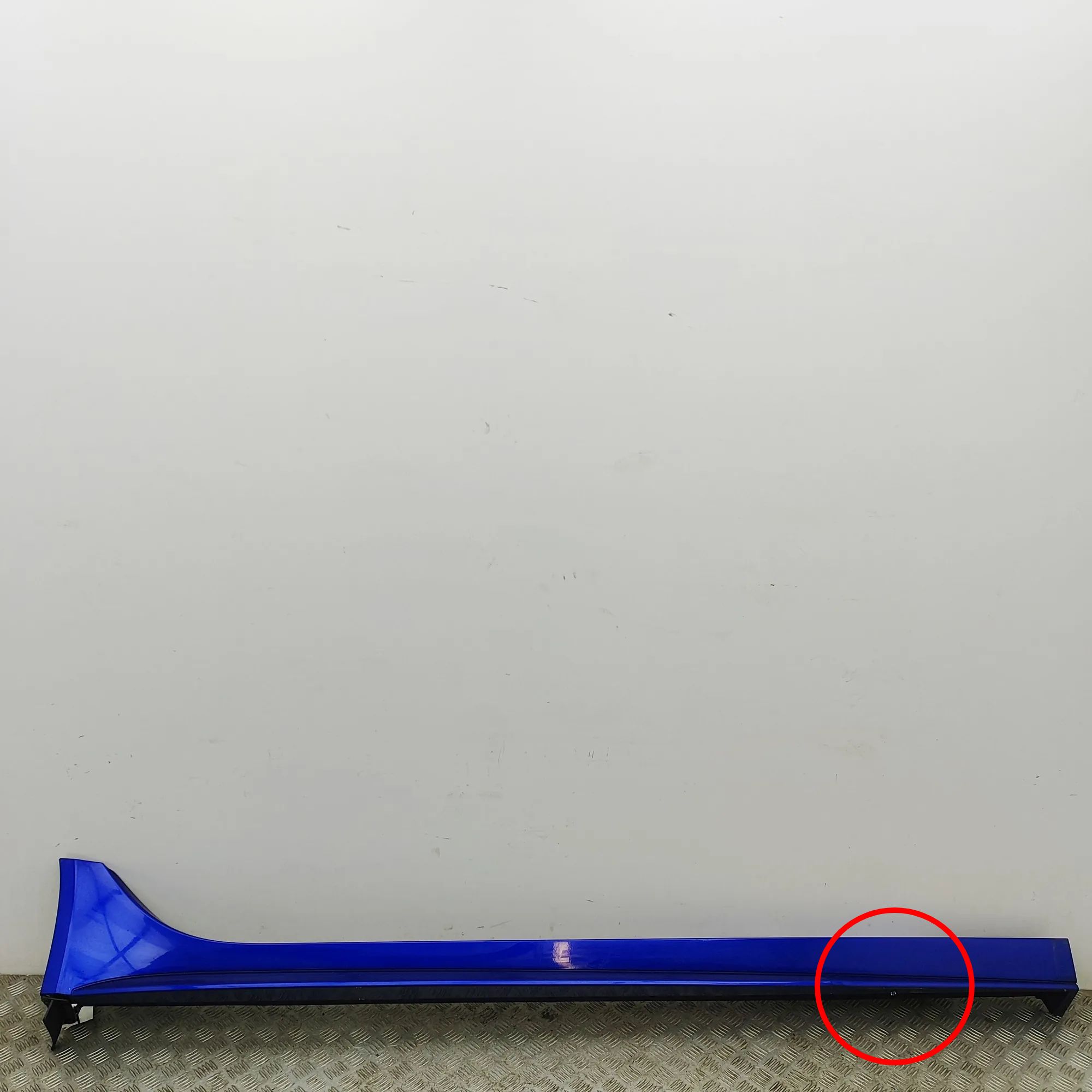 Jaguar XE Right Side Plastic Sideskirt Cover Right Side Plastic Sideskirt Cover — JAGUAR XE ...