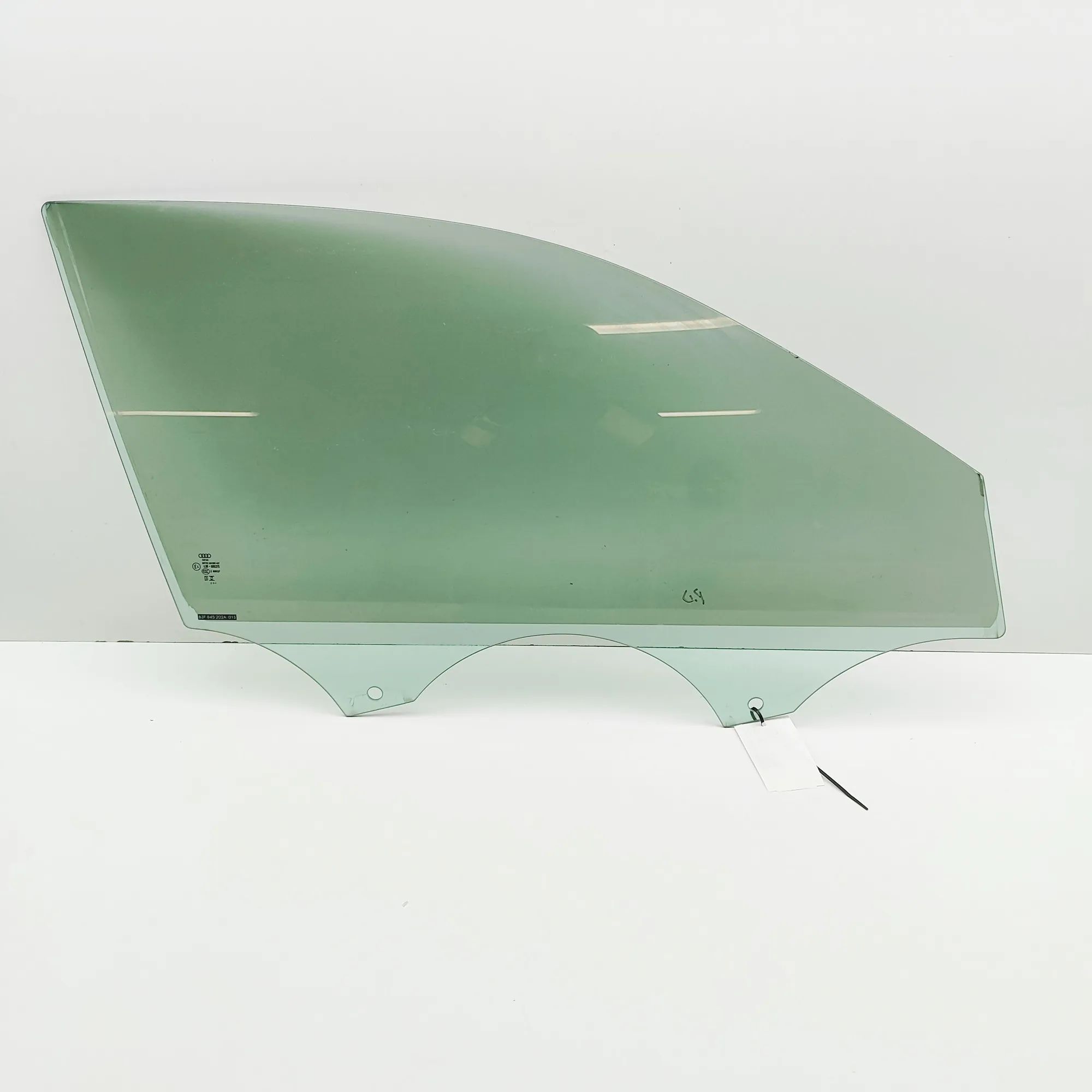 Audi Q3 (F3) Front Right Door Window Front Right Door Window — AUDI Q3 (Sportback F3...