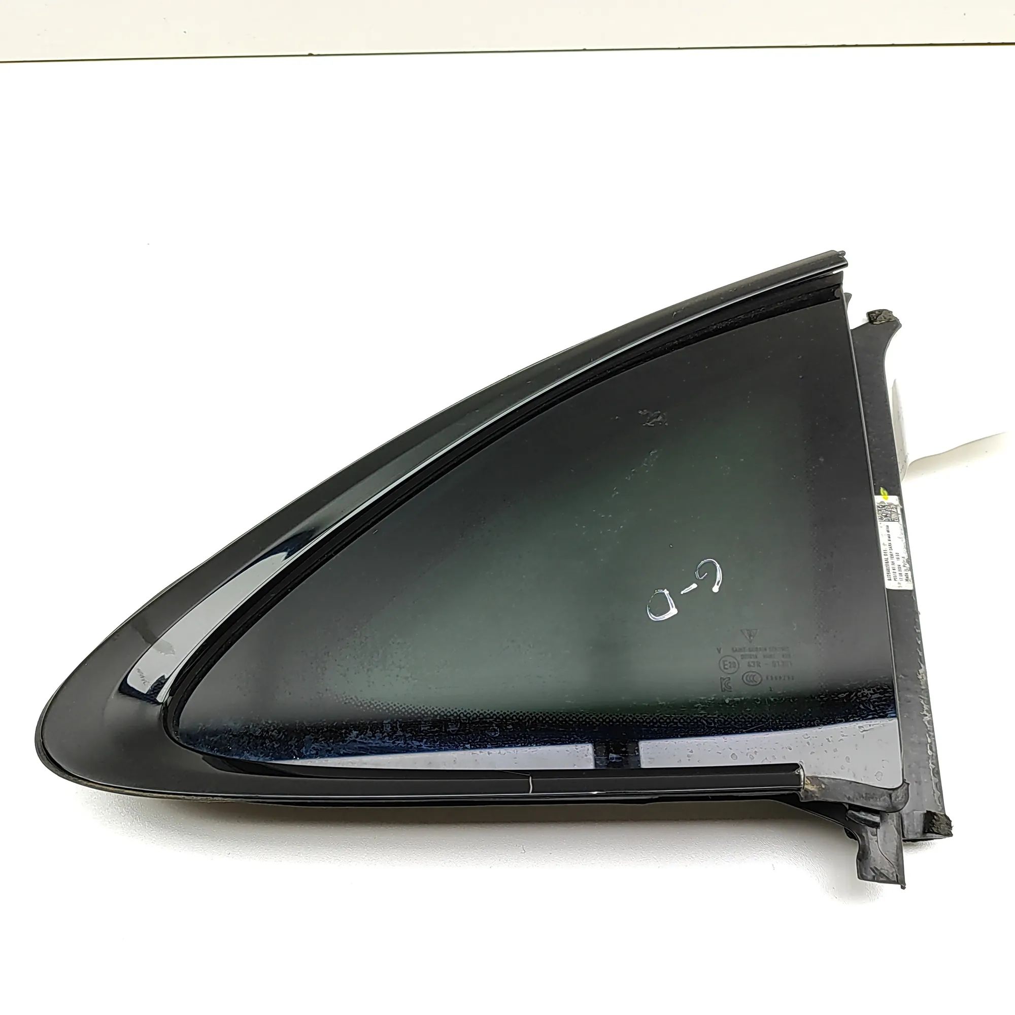 Porsche Taycan Rear Right Quarter Window Rear Right Quarter Window — PORSCHE TAYCAN (201...