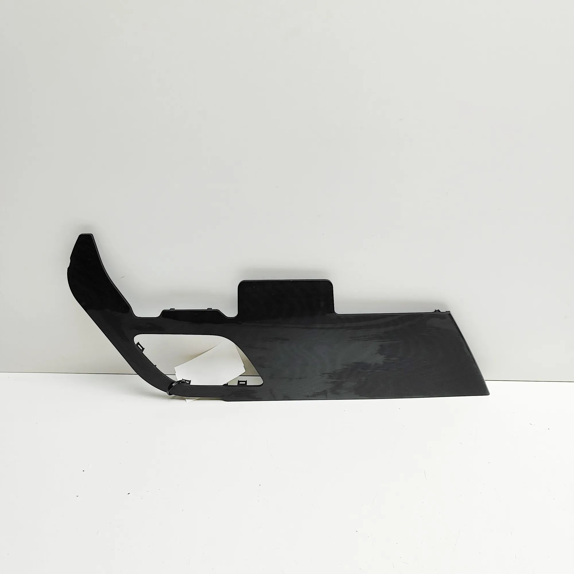 Land Rover Range Rover (L405) Door panel trim — rear left Door panel trim — rear left — LAND ROVER RANGE ...