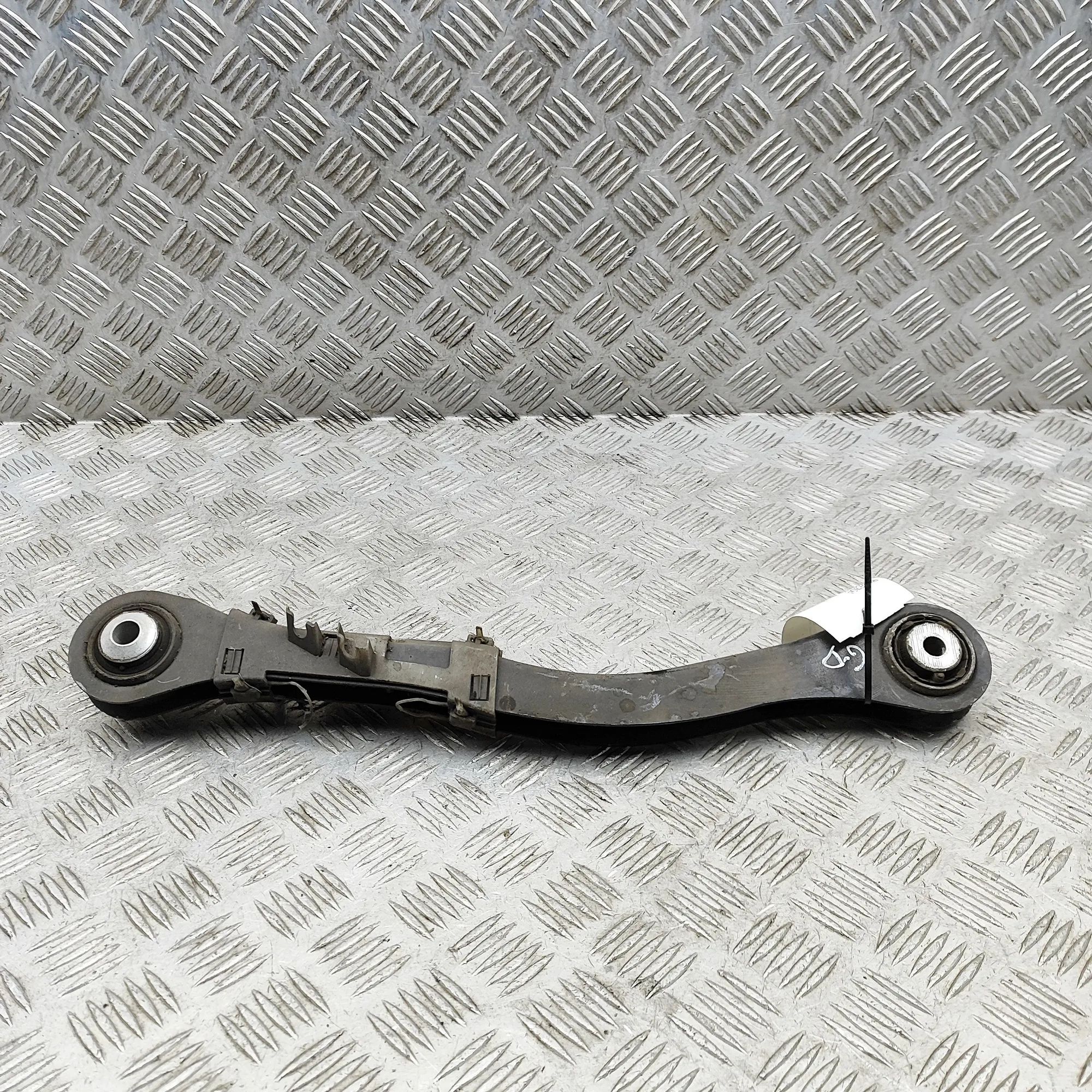 BMW X5 (G05) Control arm — rear right Control arm — rear right — BMW X5 (G05) (2018-....