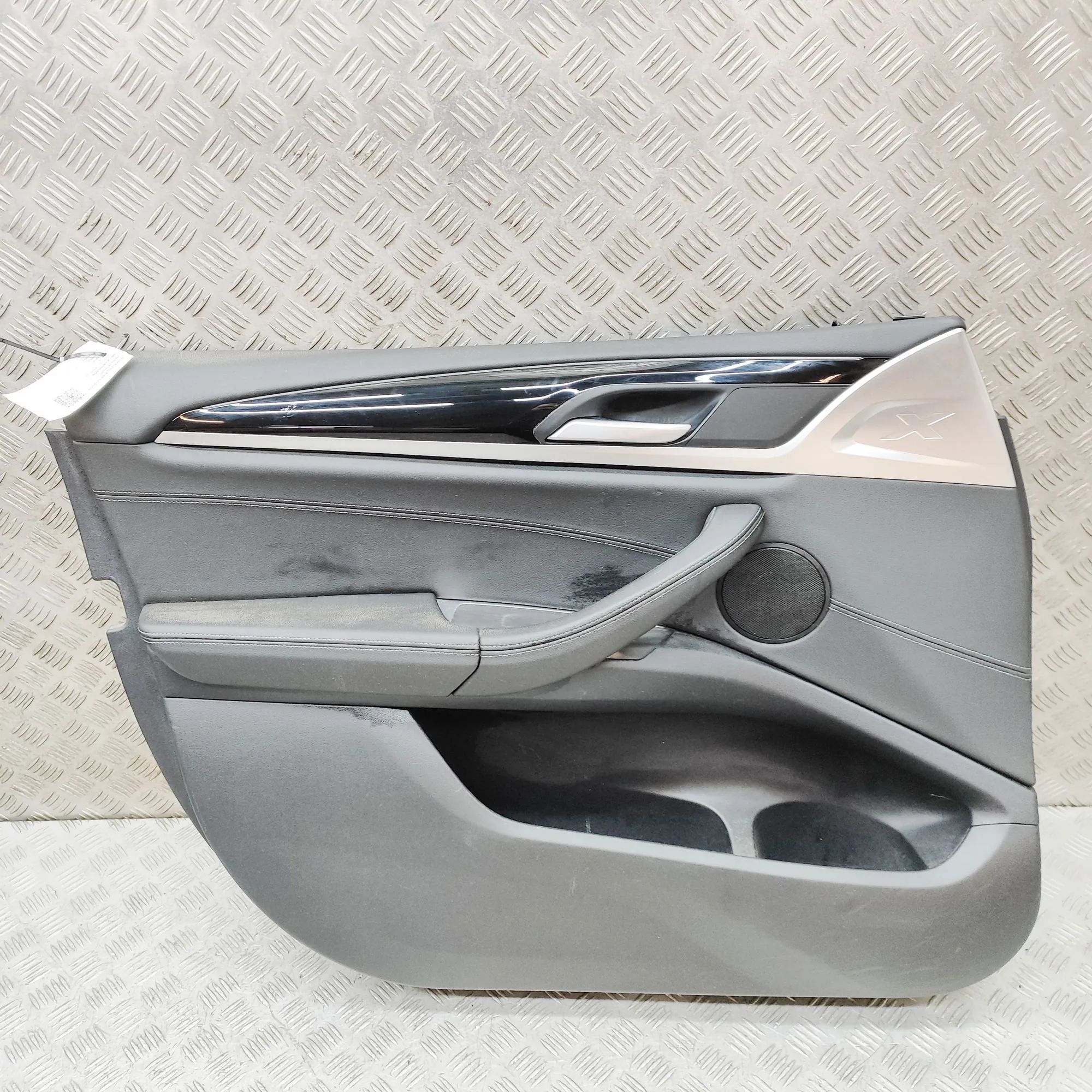 BMW X3 / iX3 (G01) Front Left Door Panel Front Left Door Panel — BMW X3 (G01, F97) (2017...