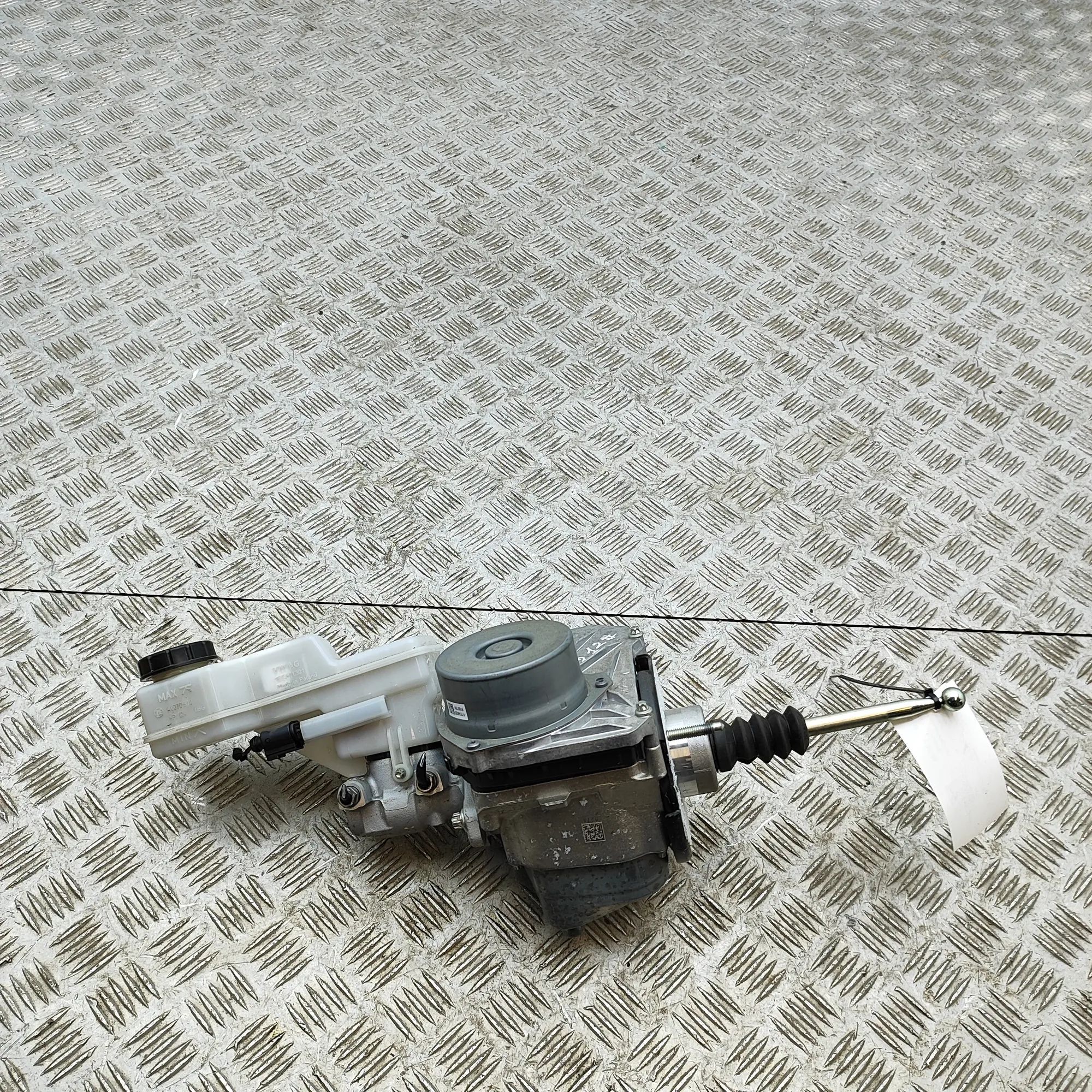 Skoda Enyaq Brake Servo Booster Brake Servo Booster — SKODA ENYAQ (iV SUV 5AC, ...