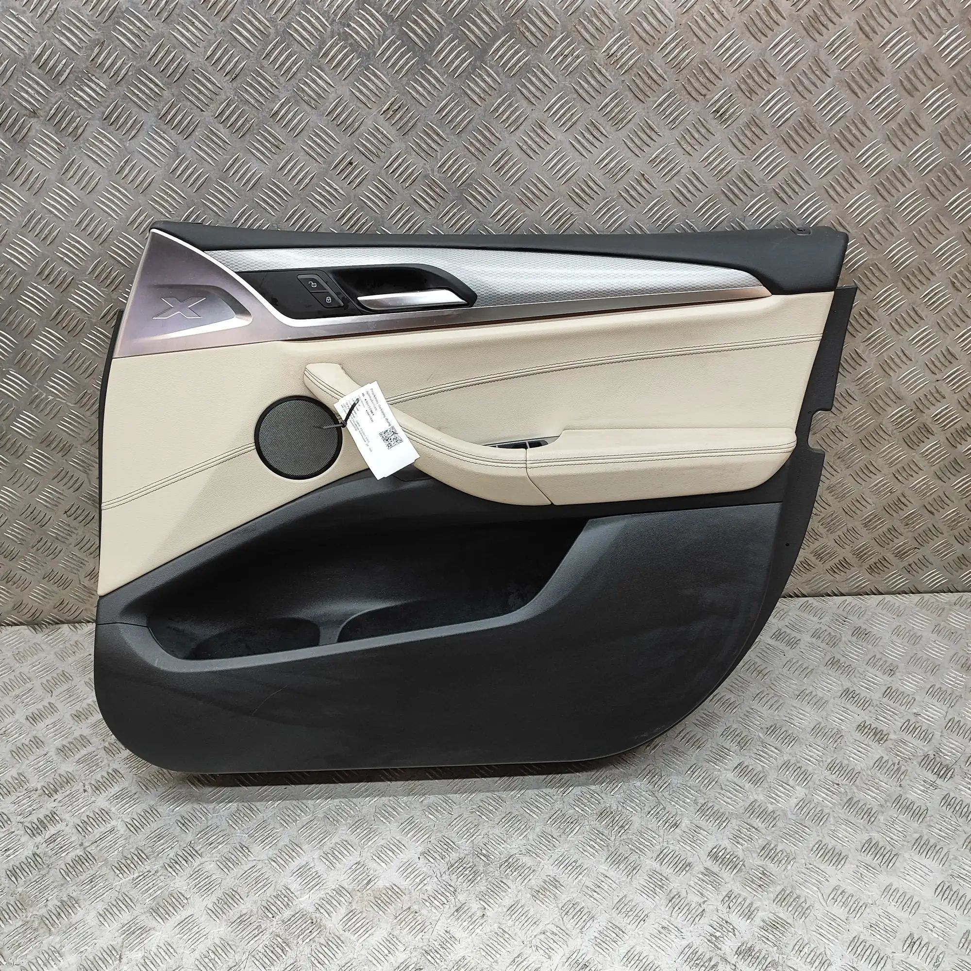 BMW X3 / iX3 (G01) Front Right Door Panel Front Right Door Panel — BMW X3 (G01, F97) (201...