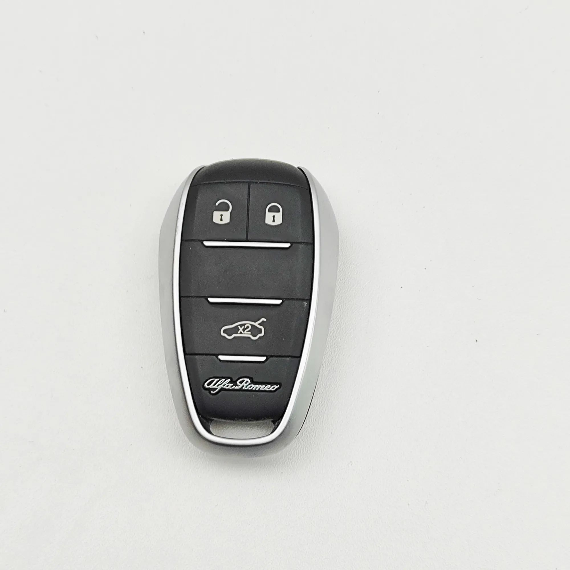 Alfa-Romeo Giulia (952) Ignition key Ignition key — ALFA ROMEO GIULIA (952_) (2015-....