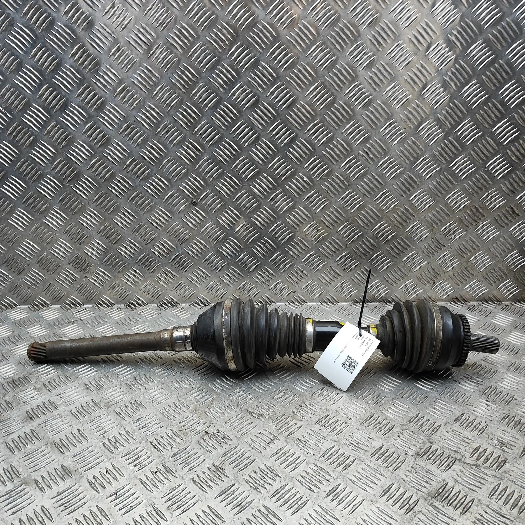 Volvo XC90 Front Right Driveshaft Front Right Driveshaft — VOLVO XC90 (I) (2002-2...
