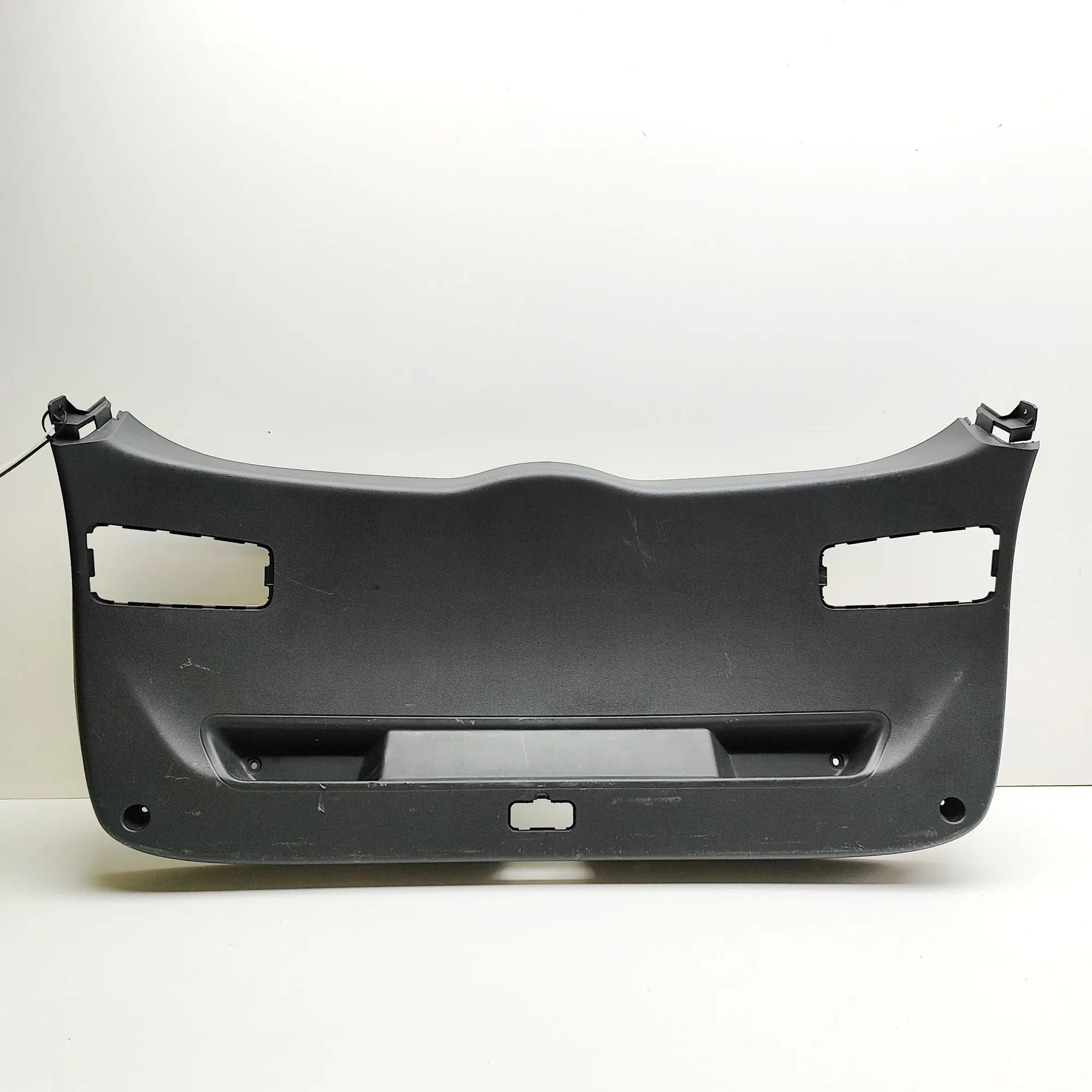 Hyundai Tucson Tailgate Bootlid Cover Trim Tailgate Bootlid Cover Trim — HYUNDAI TUCSON (T...