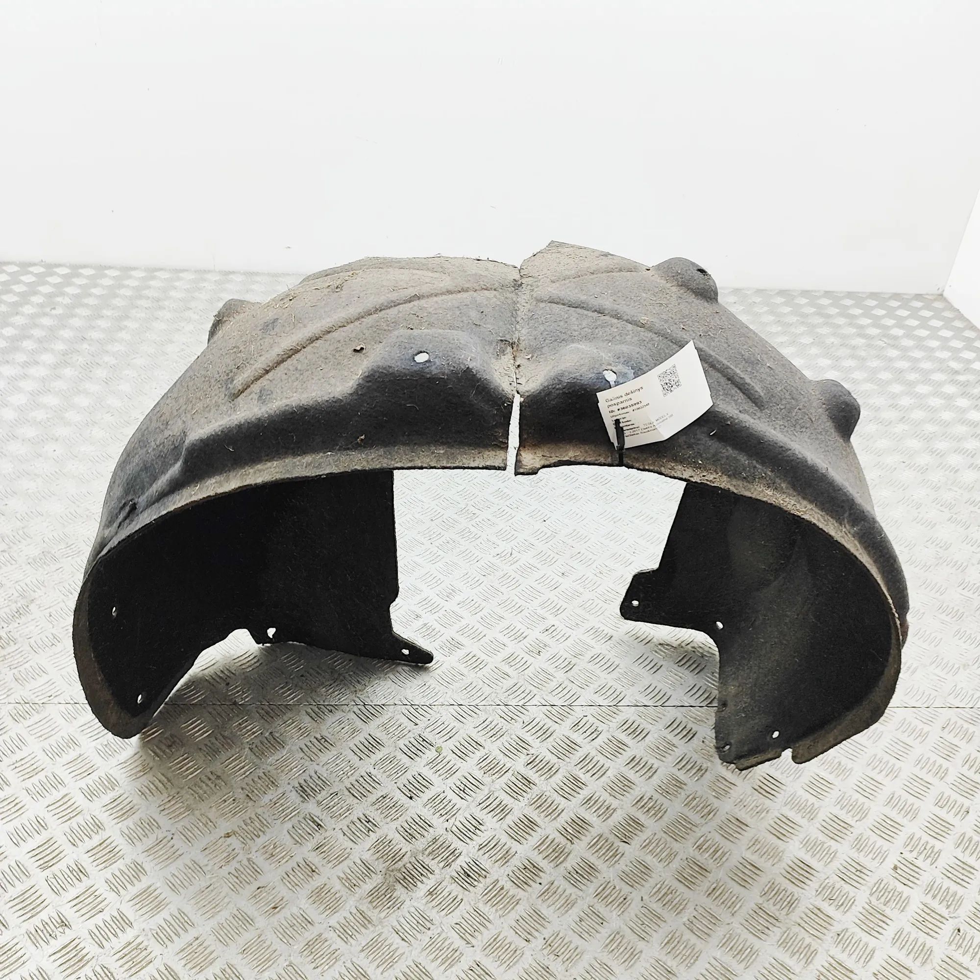 Tesla Model X Rear Right Arch Liner Rear Right Arch Liner — TESLA MODEL X (2013-......