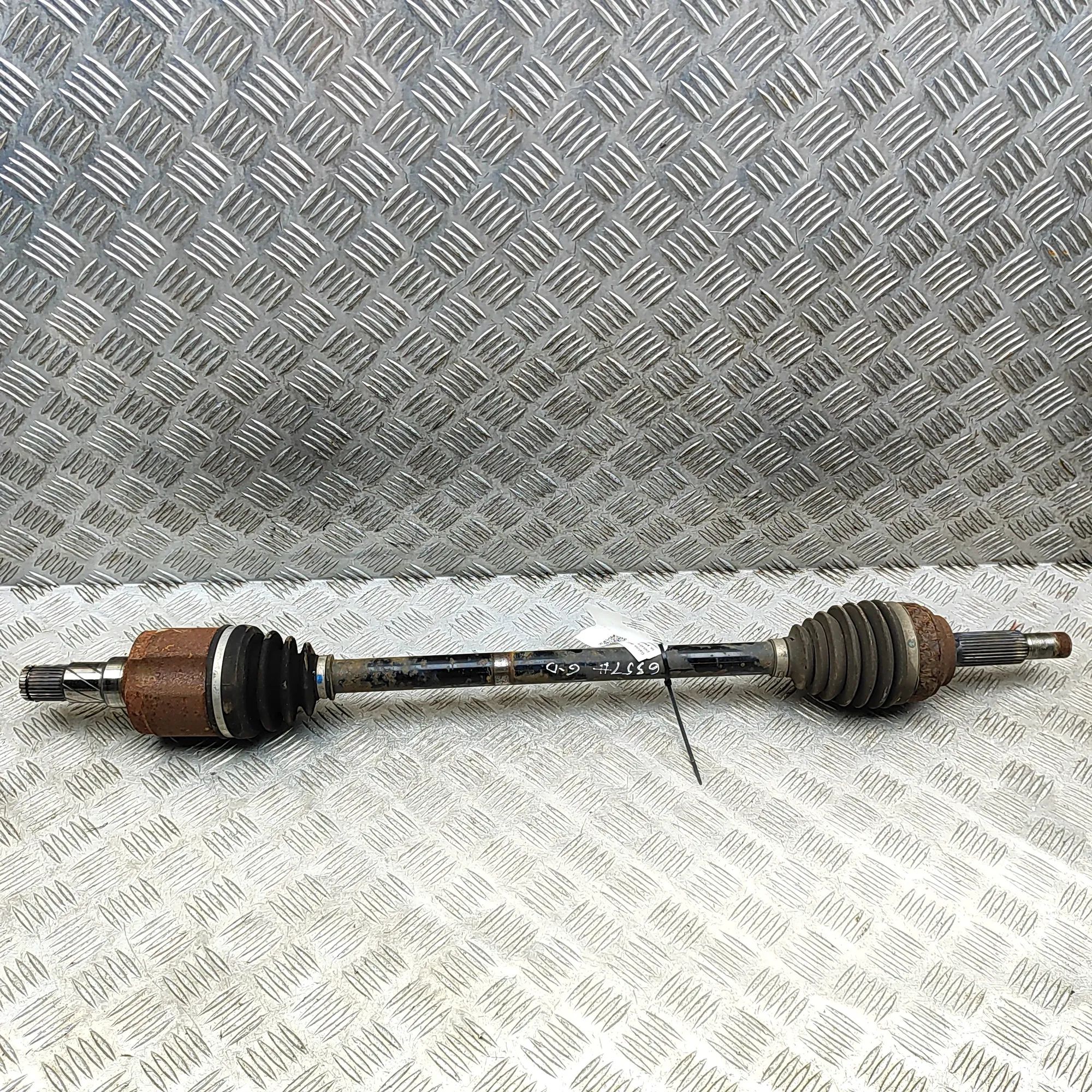Tesla Model X Rear Right Driveshaft Rear Right Driveshaft — TESLA MODEL X (2013-......
