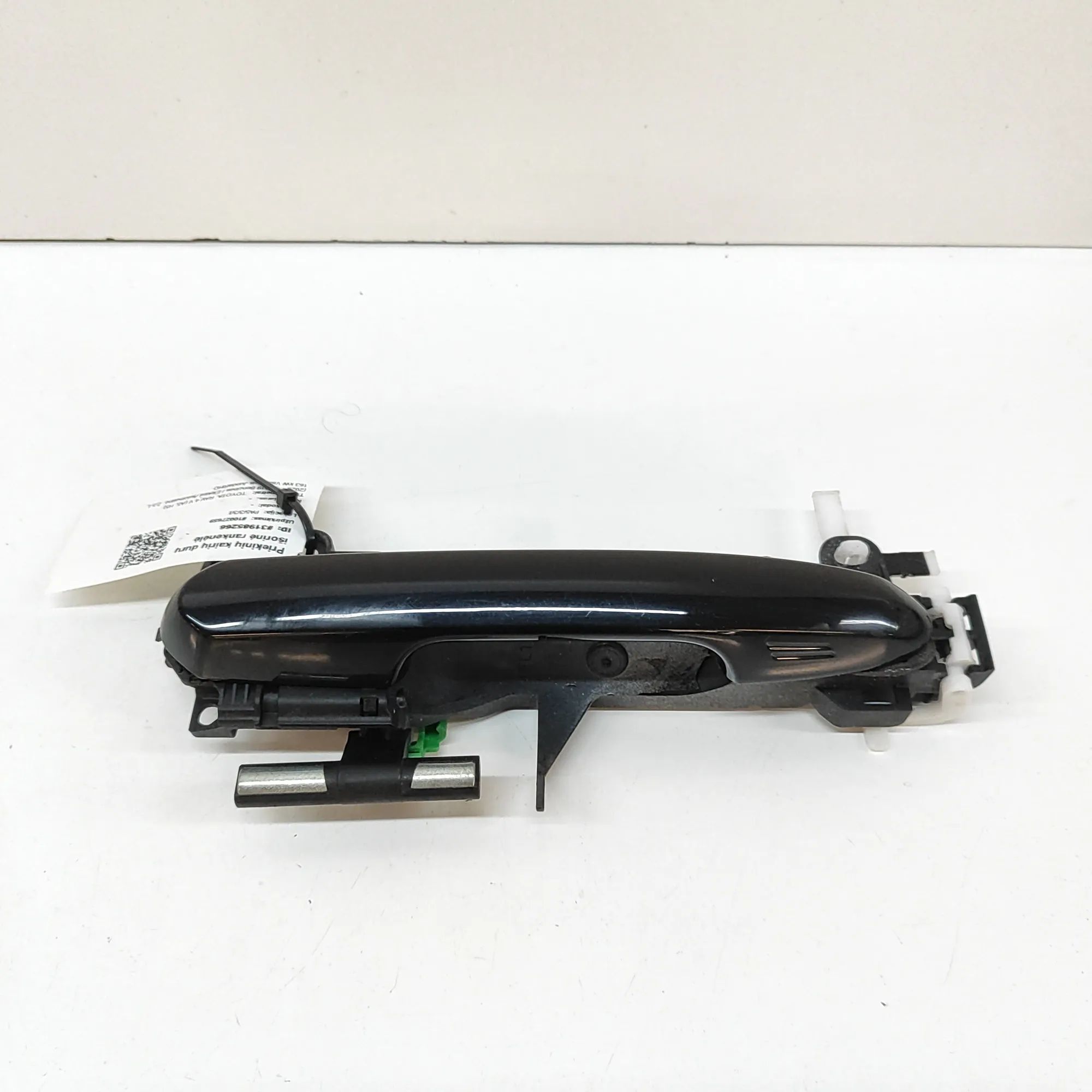 Toyota RAV4 (XA40) Exterior door handle — front left Exterior door handle — front left — TOYOTA RAV ...
