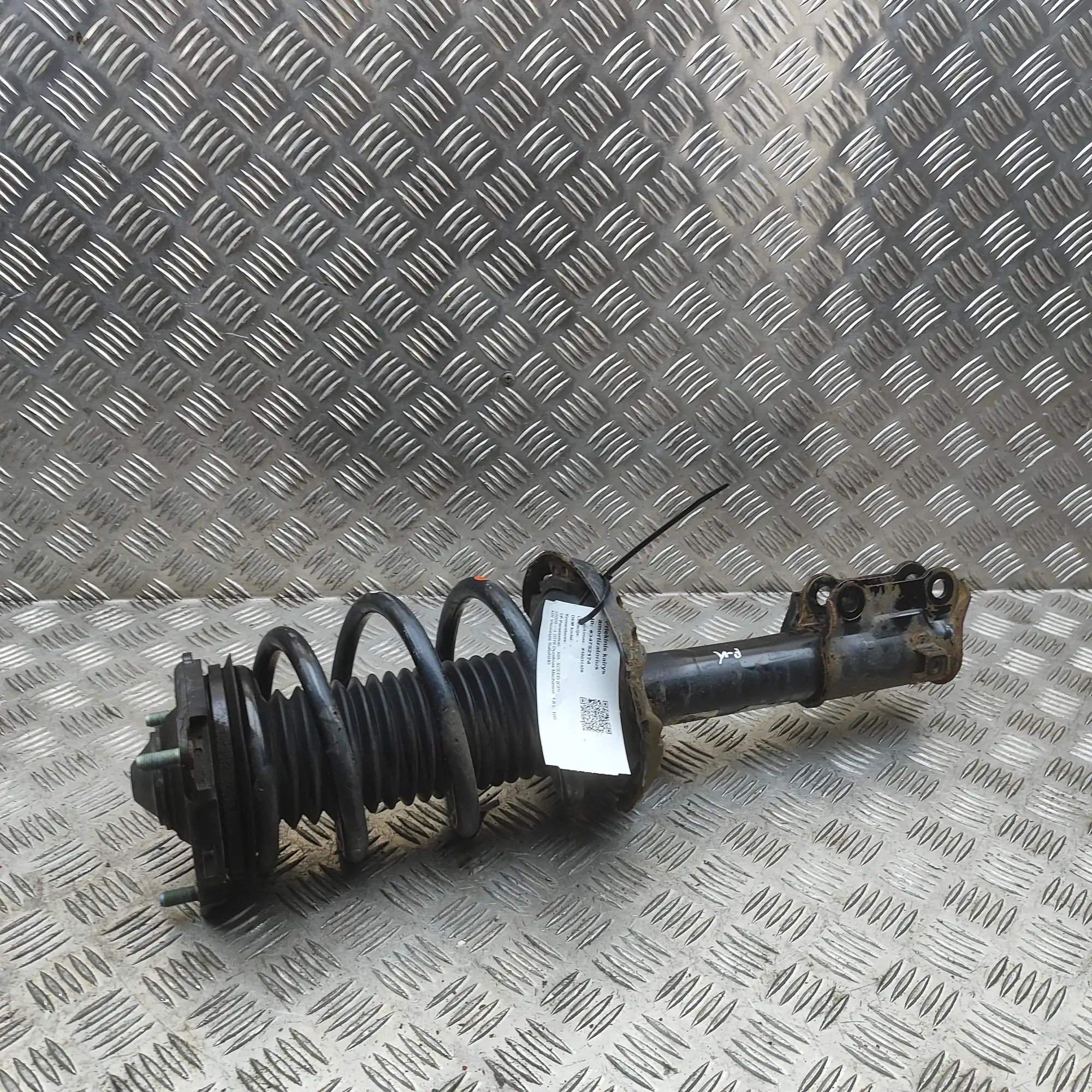 Kia Ceed (CD) Shock absorber — front left Shock absorber — front left — KIA XCEED (CD) (2...