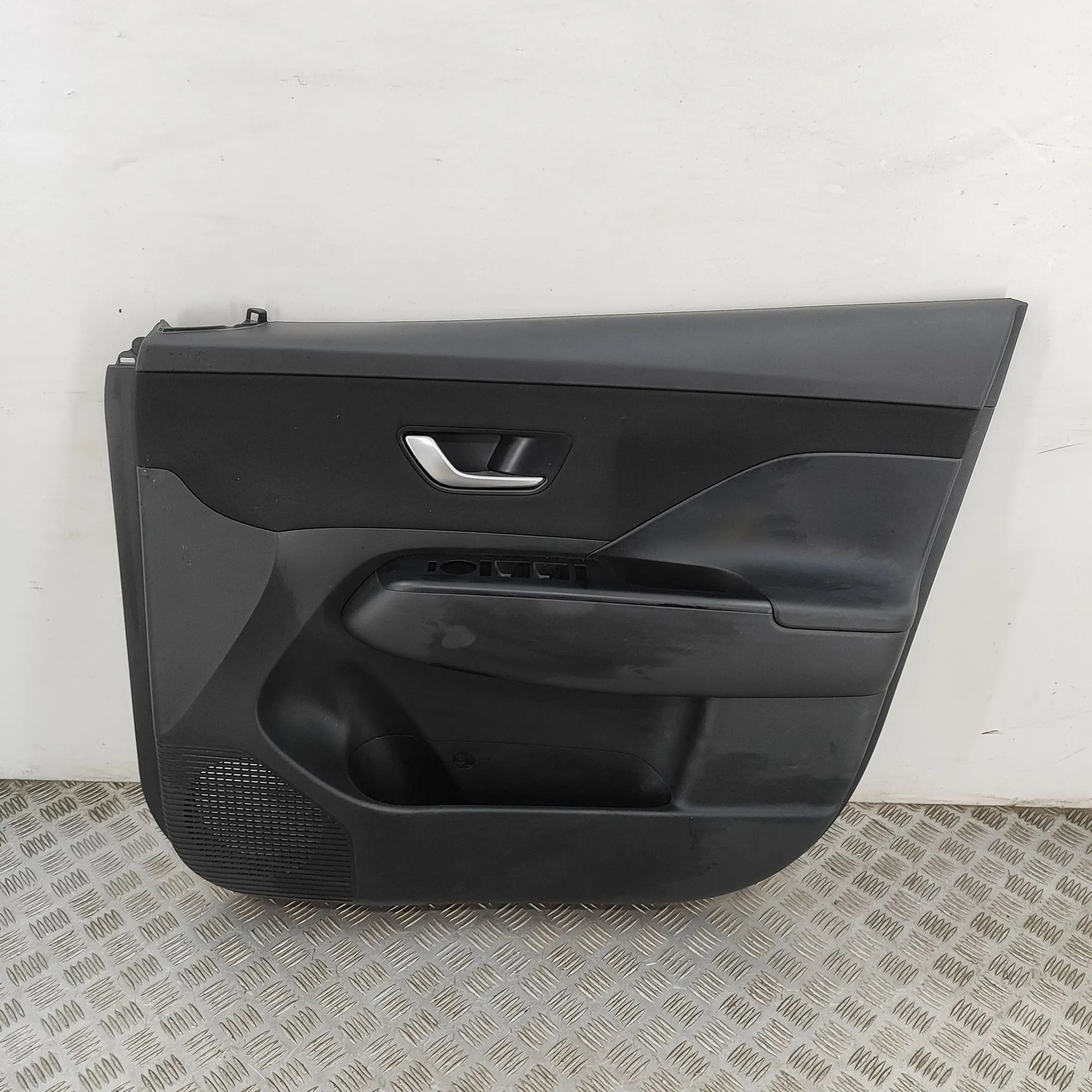Hyundai Kona Front Right Door Panel Front Right Door Panel — HYUNDAI KONA (SX2) (20...