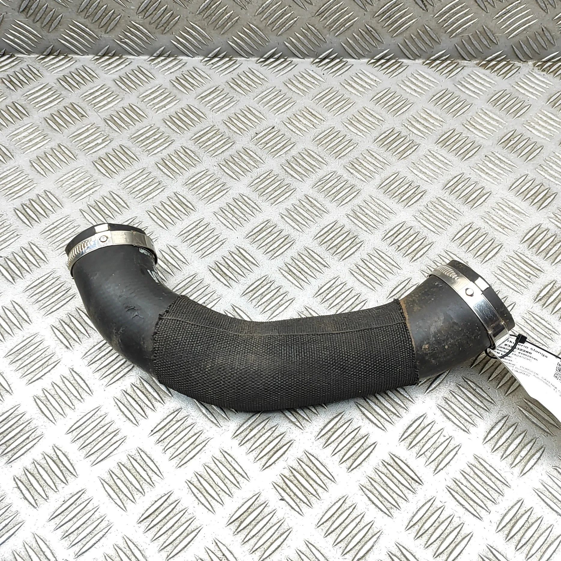 Porsche Cayenne Intercooler hose — right Intercooler hose — right — PORSCHE CAYENNE (Cou...
