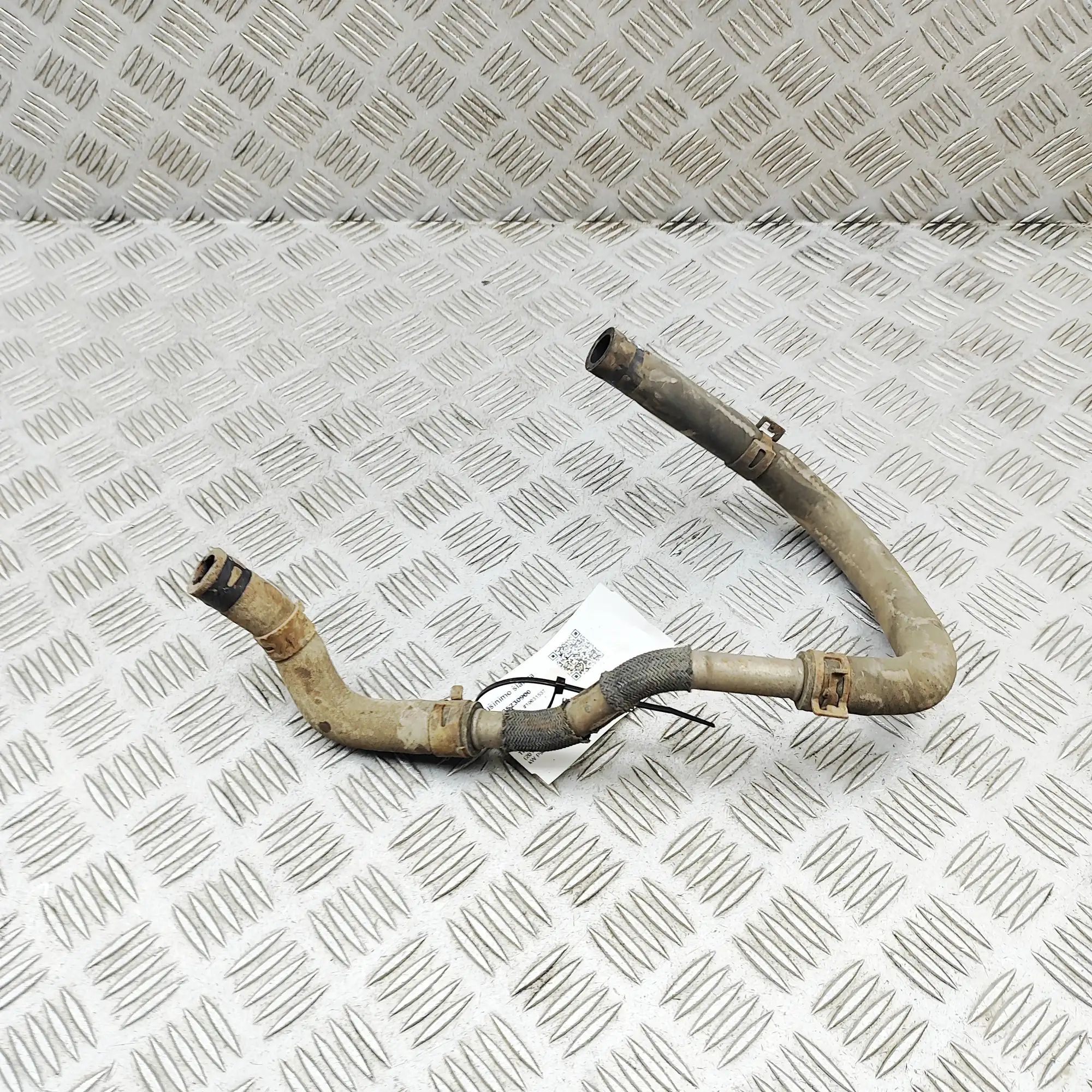 Toyota Hilux Jäähdytysnesteletku Coolant hose — TOYOTA HILUX (VIII Pick-up _N1_)...