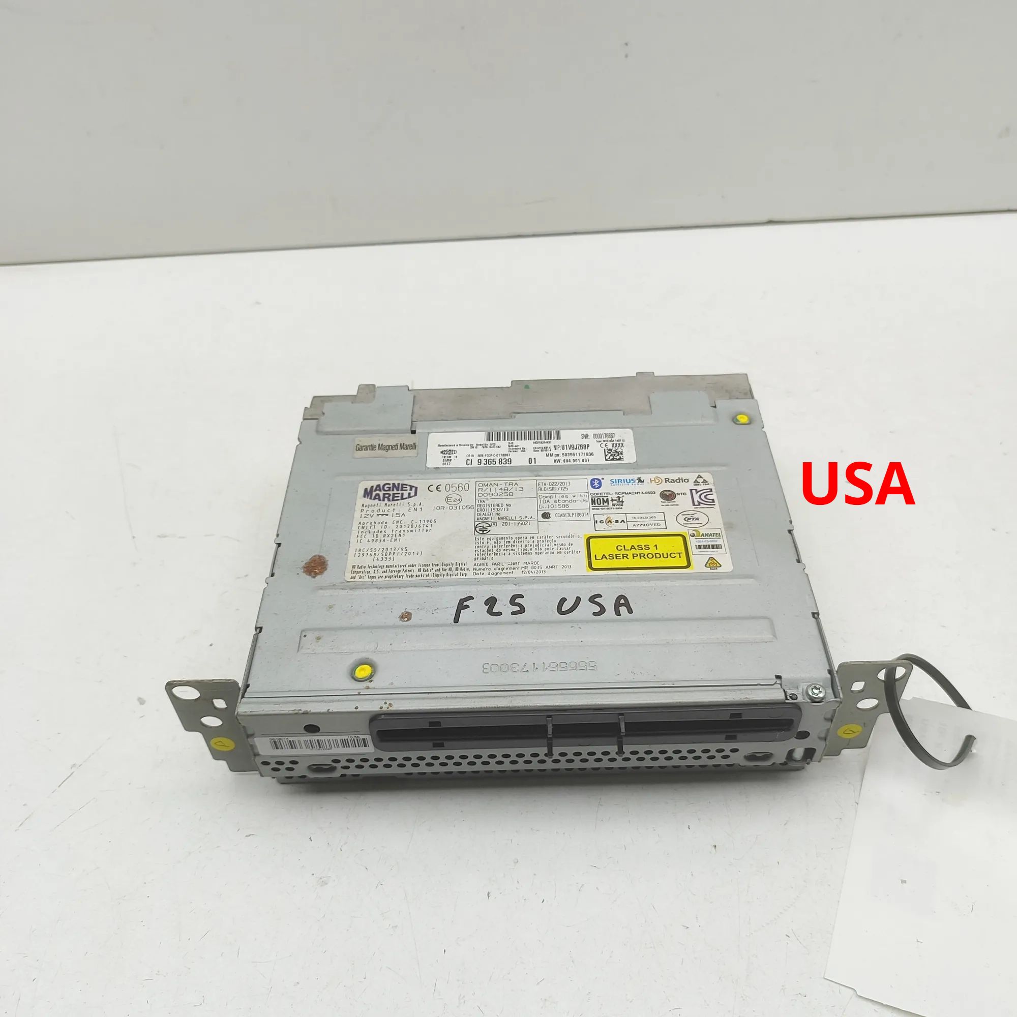 BMW X3 (E83) Radio / CD / navigation head unit Radio / CD / navigation head unit — BMW X3 (F25...