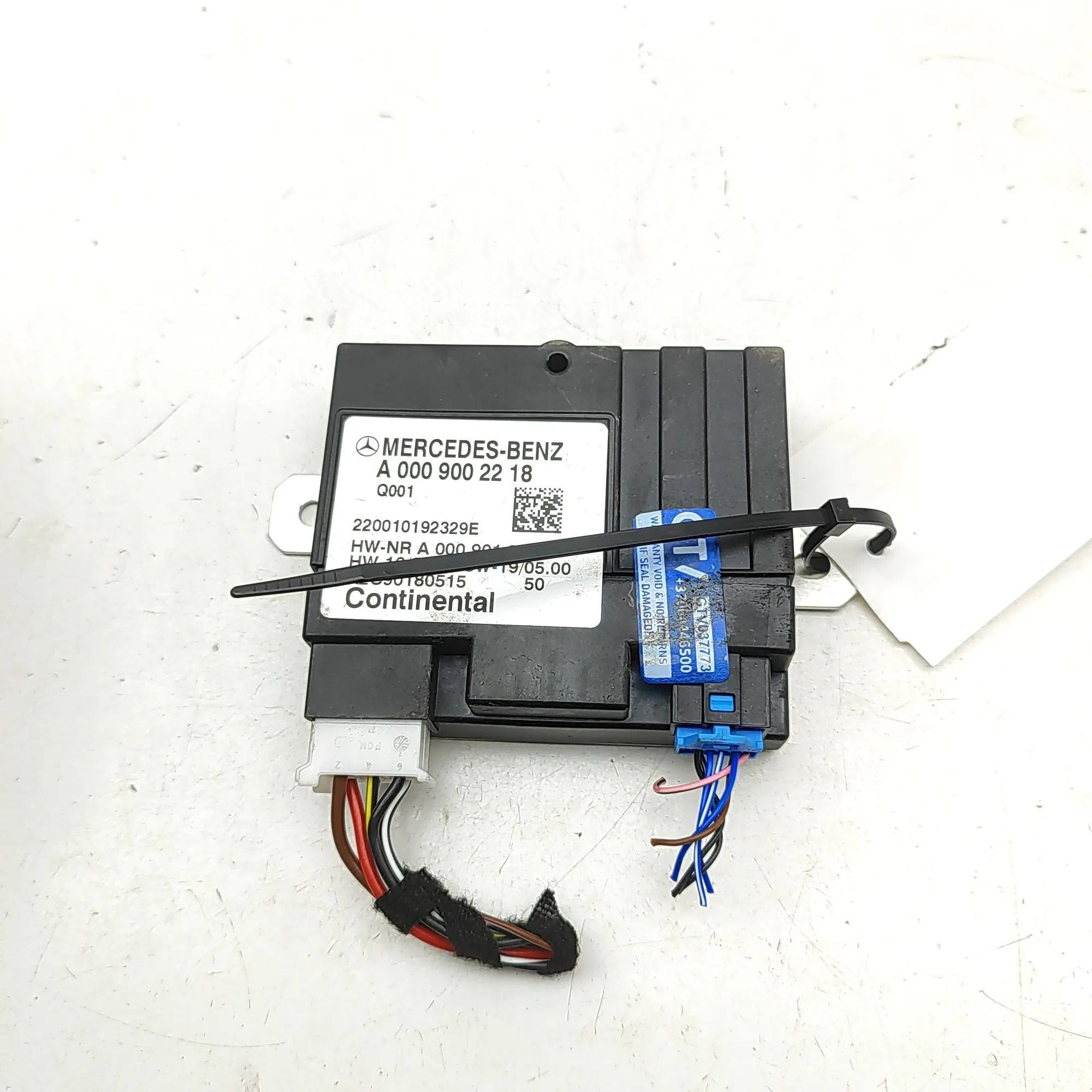 Mercedes-Benz GLC (X253) Fuel Pump Control Unit Fuel Pump Control Unit — MERCEDES BENZ GLC (X25...