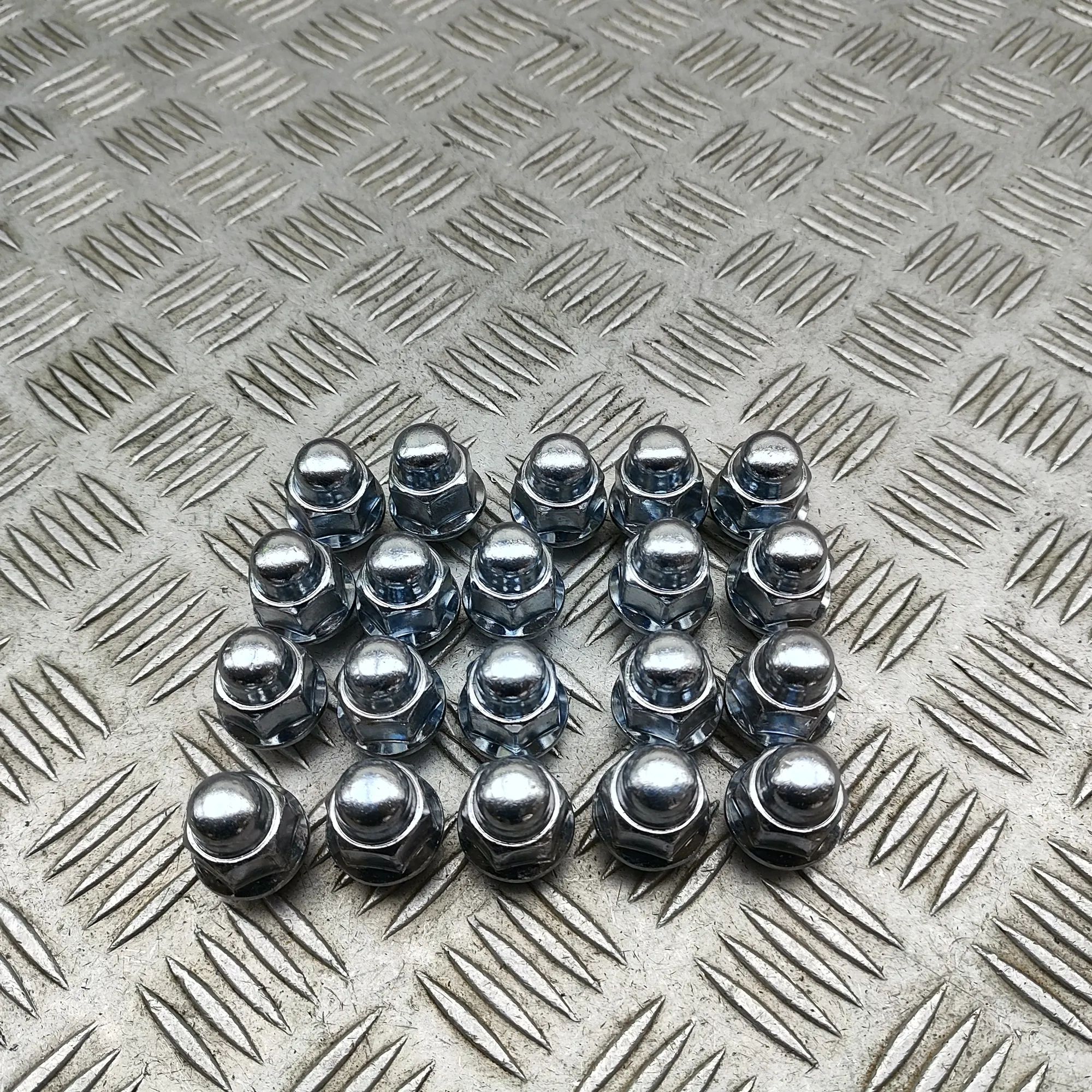 Kia EV9  Wheel Screws Kit Wheel Screws Kit — KIA EV9 (MV) (2023-...) — 52...