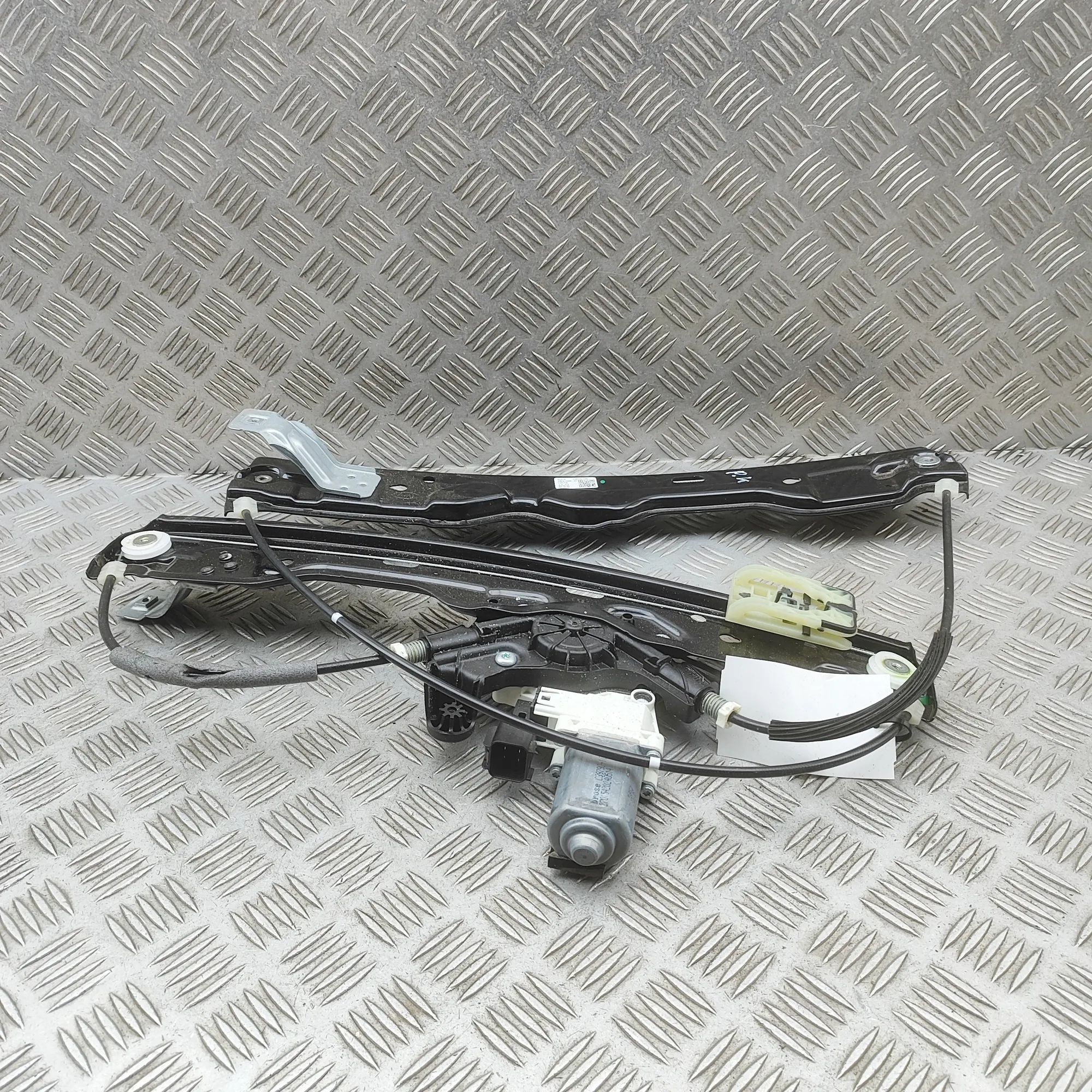 Land Rover Range Rover Evoque Front Left Door Window Regulator Front Left Door Window Regulator — LAND ROVER R...