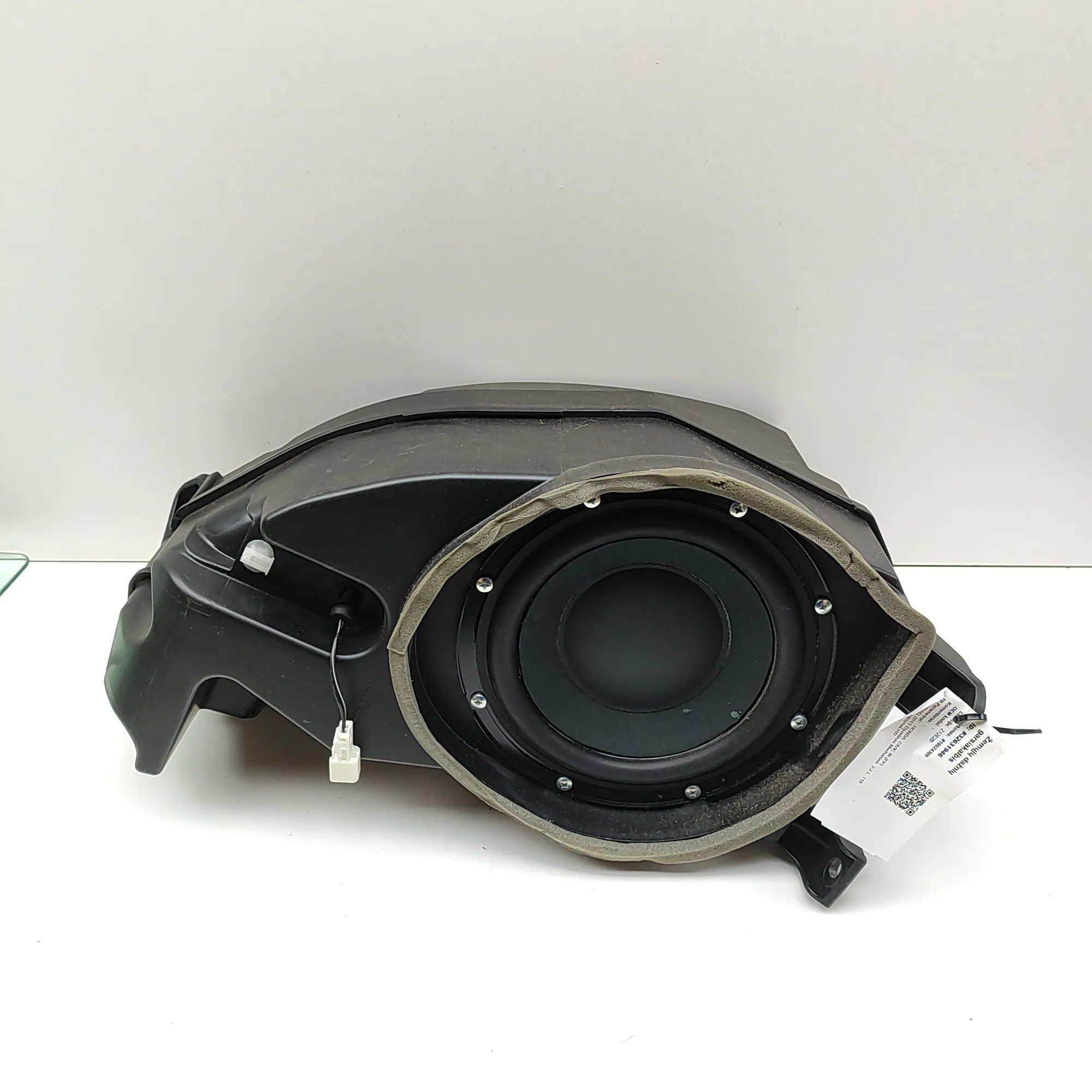Honda Civic Bassokaiuttimen Subwoofer — HONDA CIVIC (IX FK) (2012-2016) — 3...
