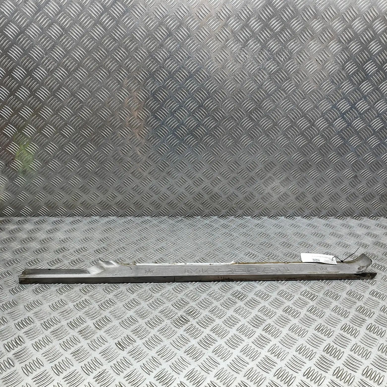 Maserati Biturbo (2, 4, Spyder, Karif) Sill trim — front right Sill trim — front right — MASERATI 425 (1987-19...