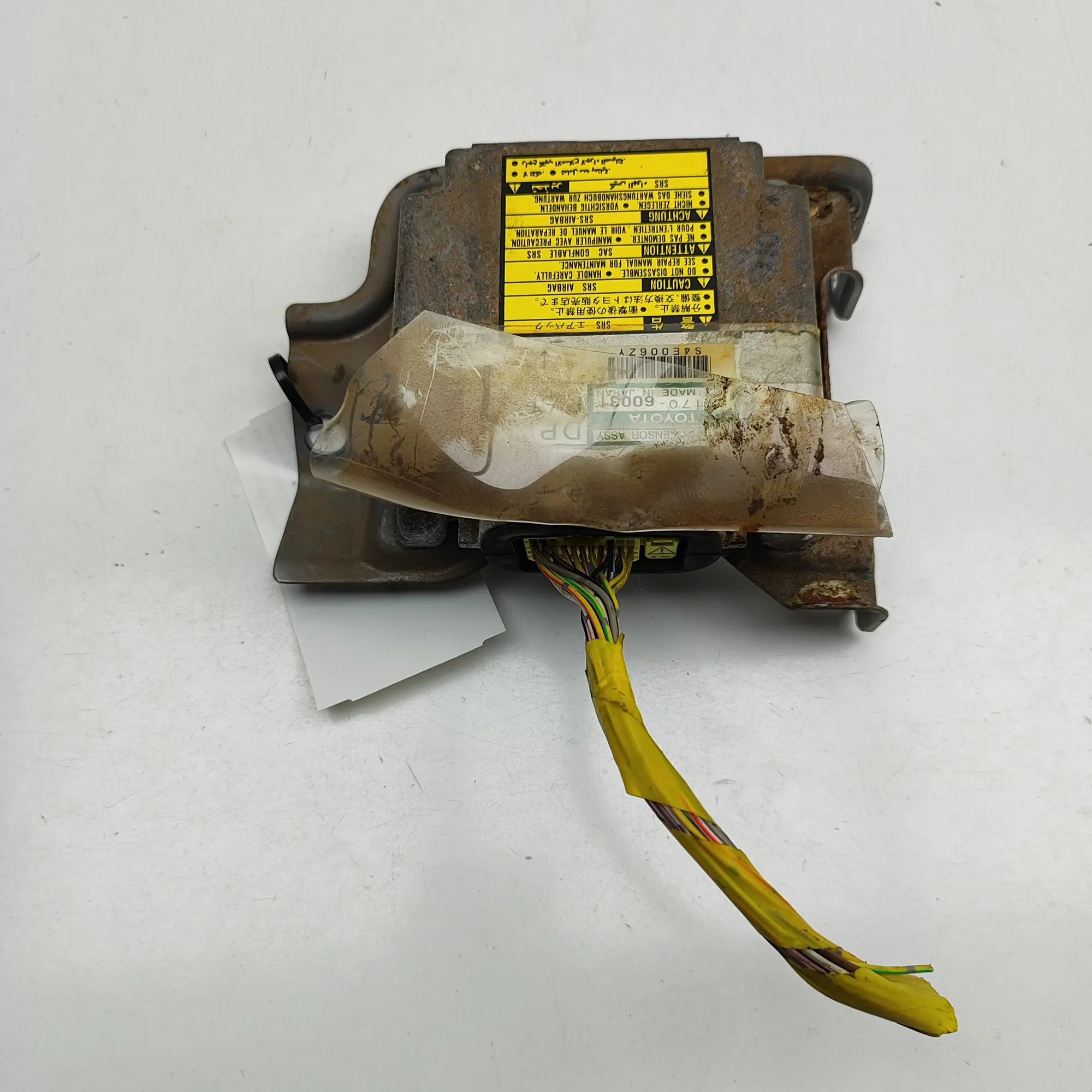 Toyota Land Cruiser 100 SRS Control Unit SRS Control Unit — TOYOTA LAND CRUISER (100 _J1...